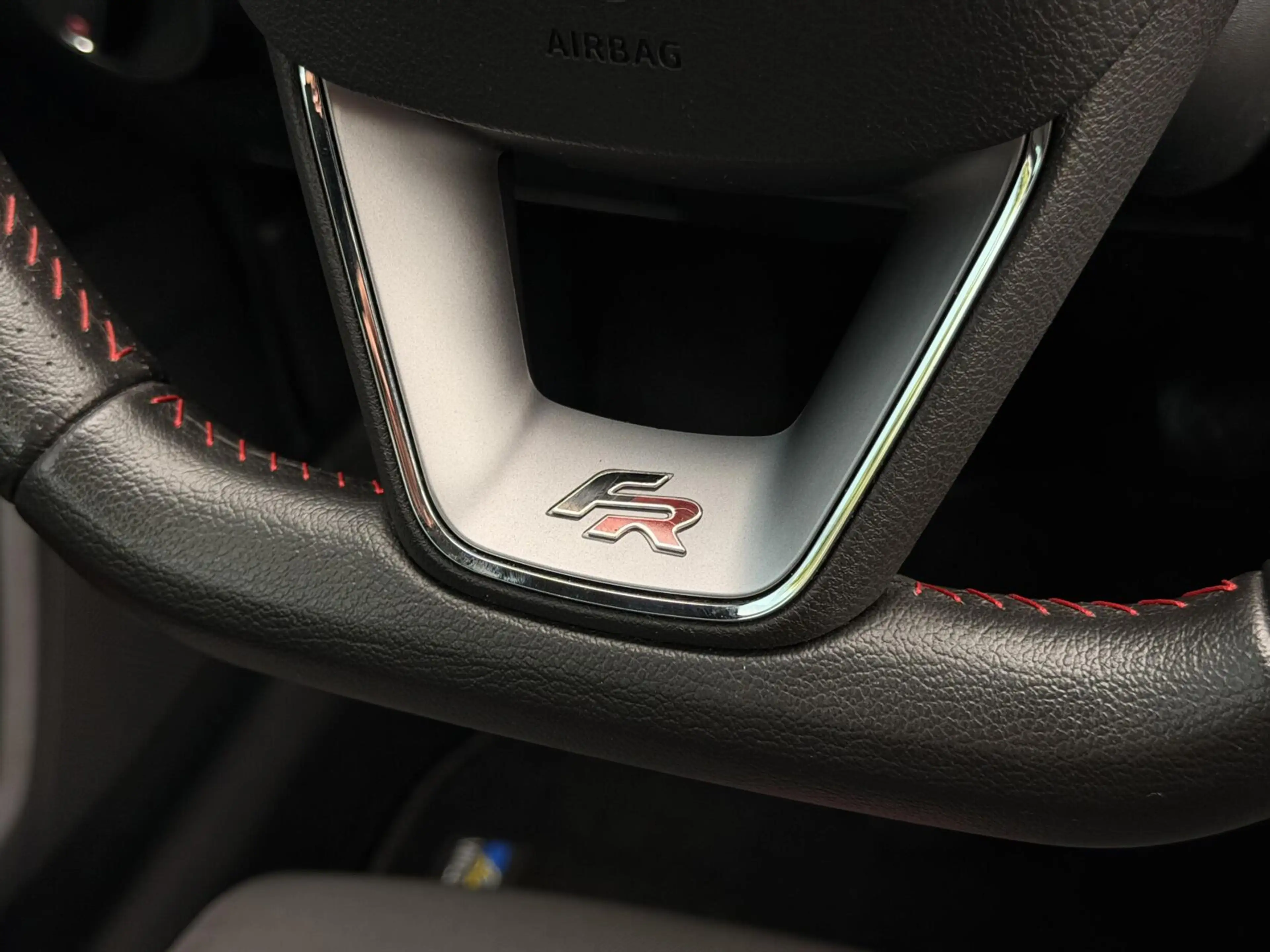 SEAT Ibiza 1.0 TSI FR Business Intense CARPLAY | CAM | 18"LMV — photo 14