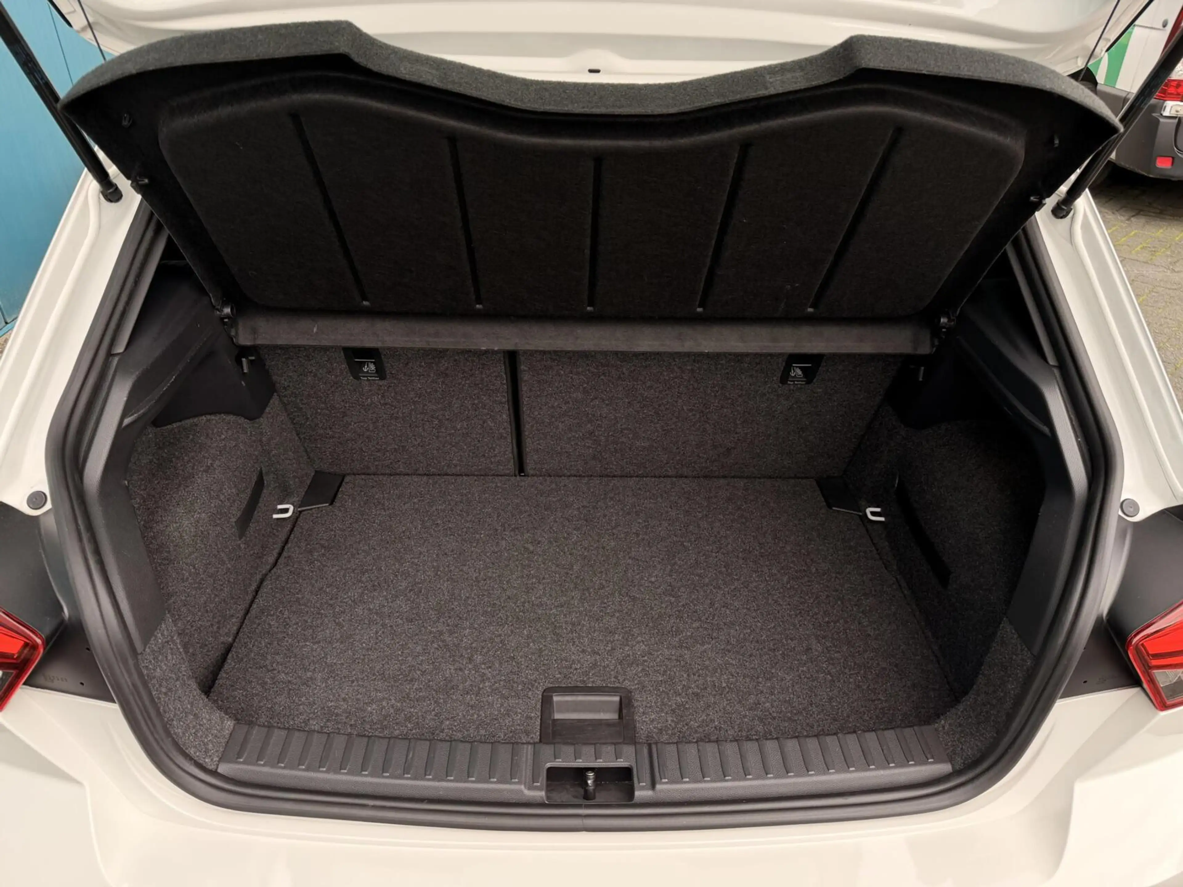 SEAT Ibiza 1.0 TSI FR Business Intense CARPLAY | CAM | 18"LMV — photo 28