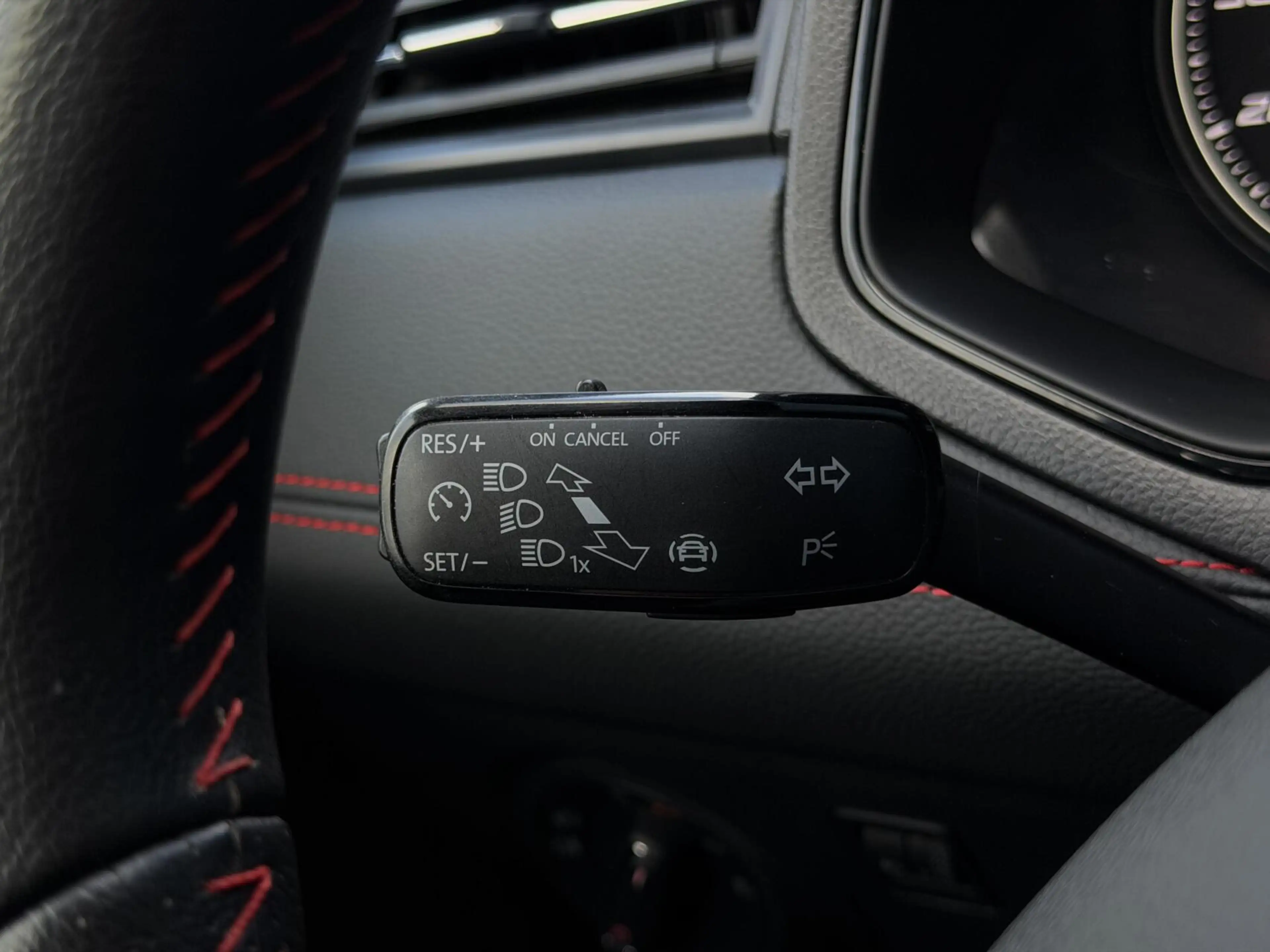 SEAT Ibiza 1.0 TSI FR Business Intense CARPLAY | CAM | 18"LMV — photo 17