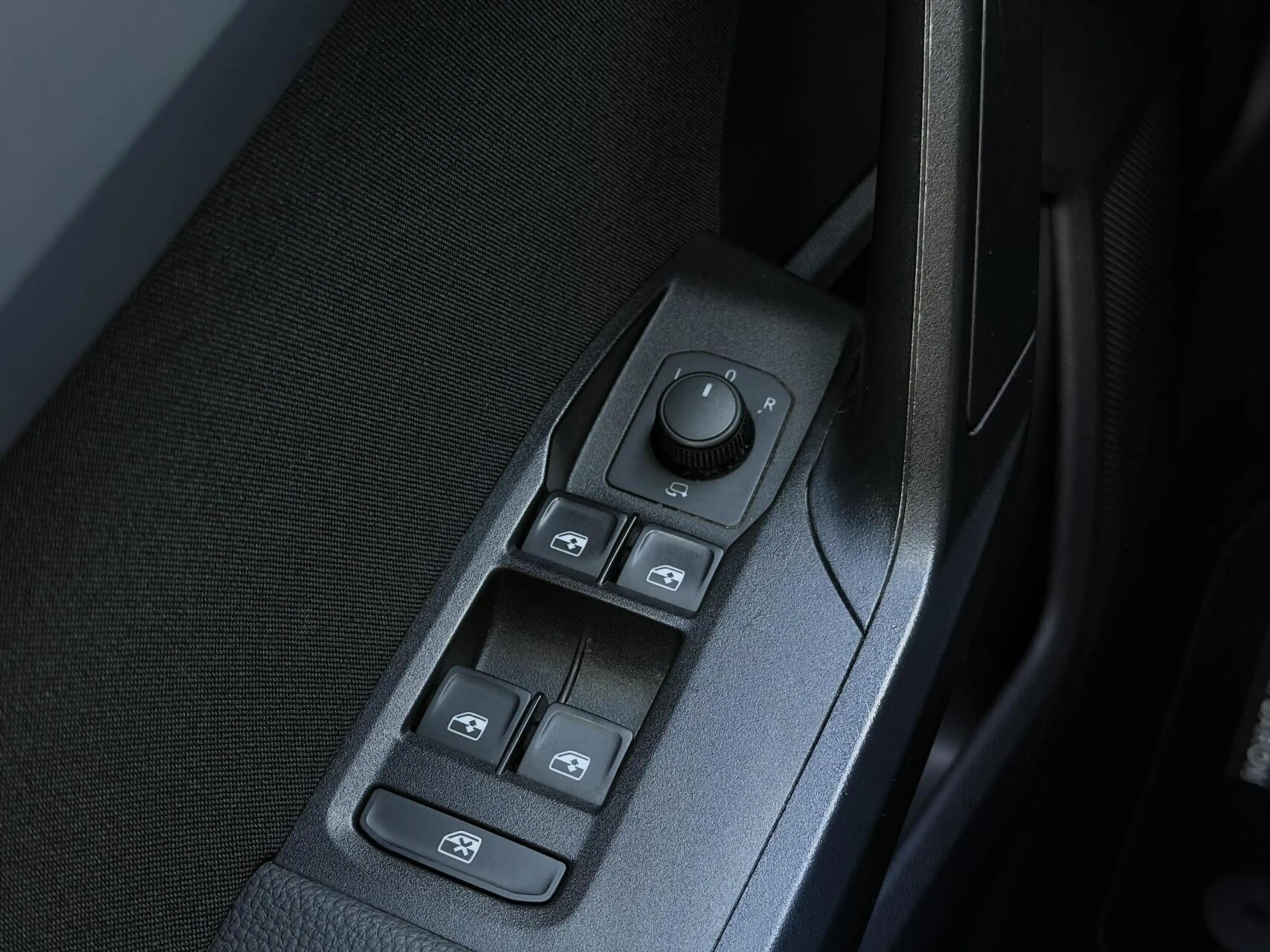 SEAT Ibiza 1.0 TSI FR Business Intense CARPLAY | CAM | 18"LMV — photo 43