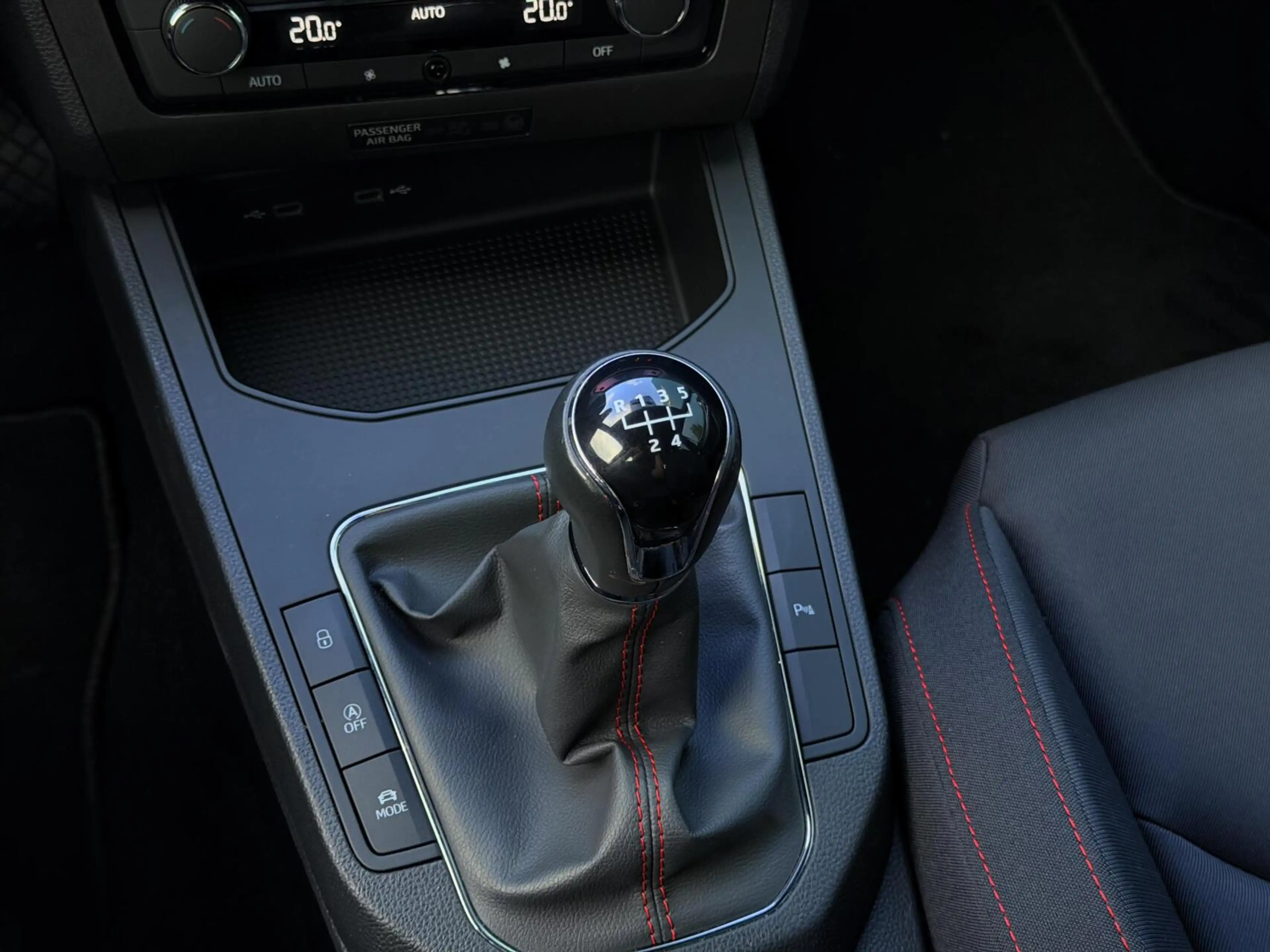SEAT Ibiza 1.0 TSI FR Business Intense CARPLAY | CAM | 18"LMV — photo 21