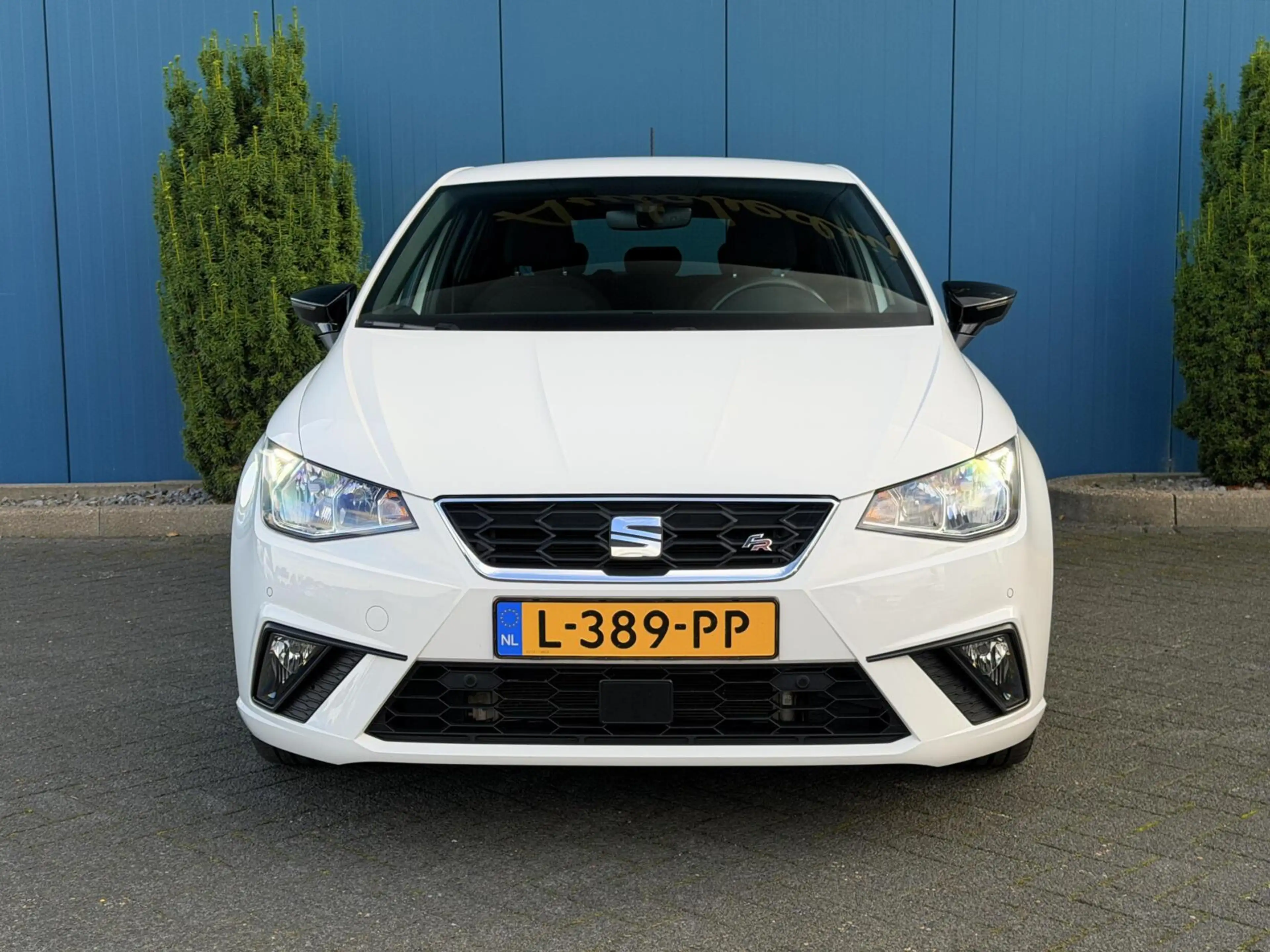 SEAT Ibiza 1.0 TSI FR Business Intense CARPLAY | CAM | 18"LMV — photo 4
