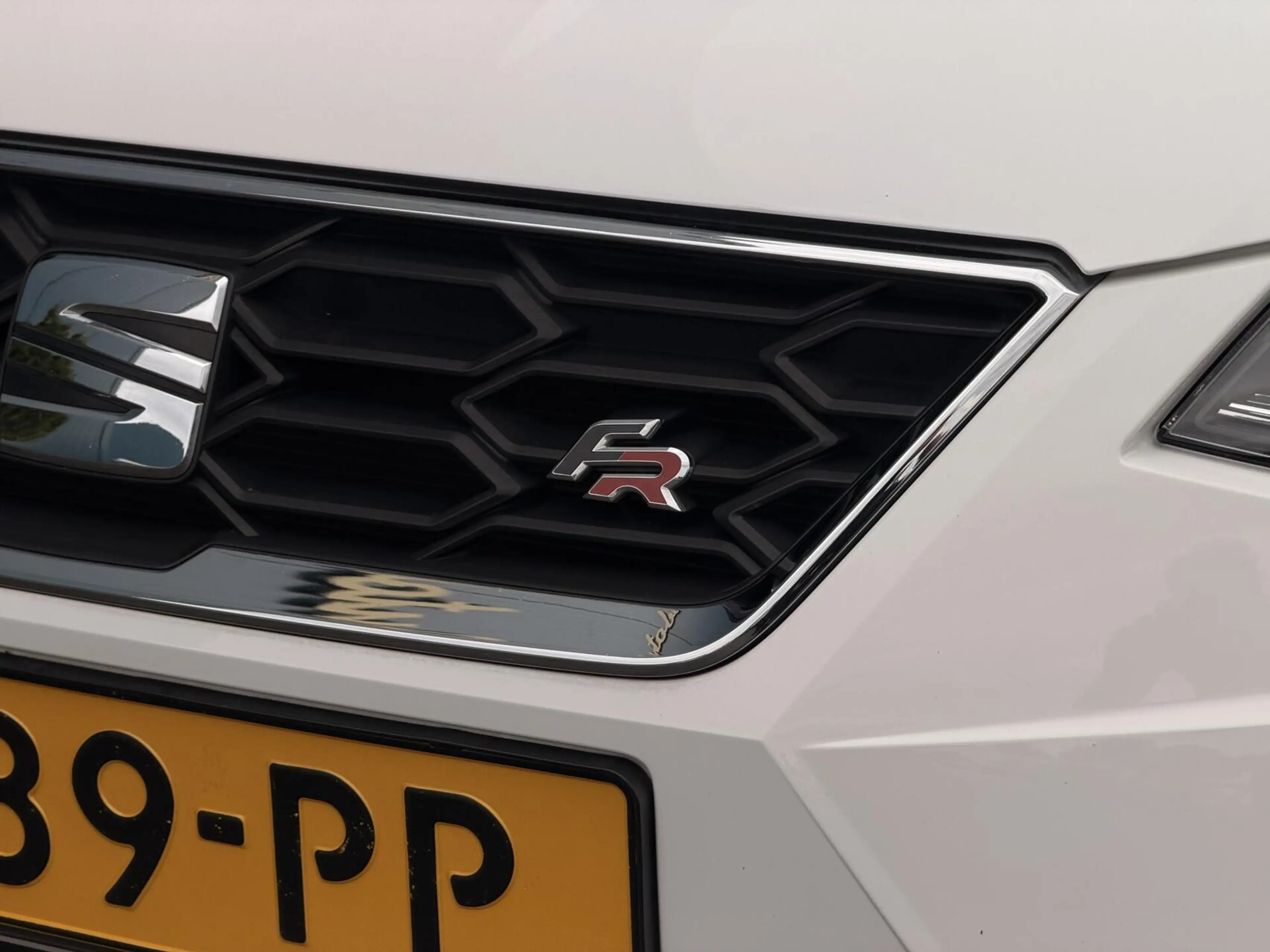 SEAT Ibiza 1.0 TSI FR Business Intense CARPLAY | CAM | 18"LMV — photo 5