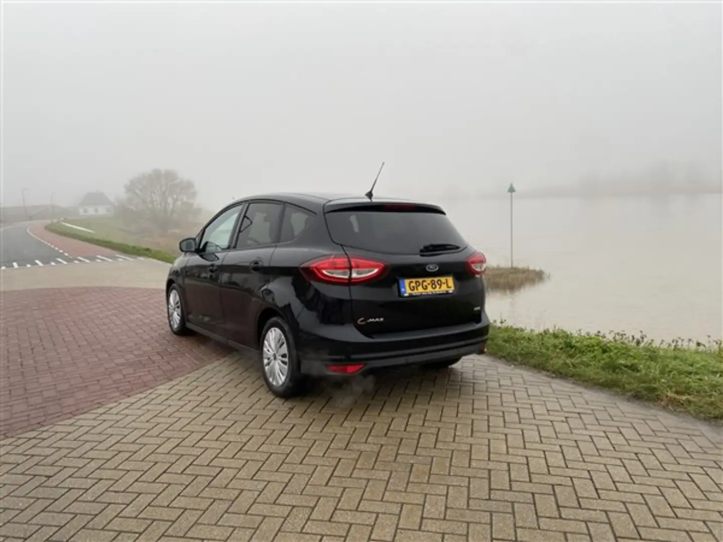 Ford C-Max 1.0 titanium met garantie ECC.NAVI.CRUISE.PDC. Negro - 2