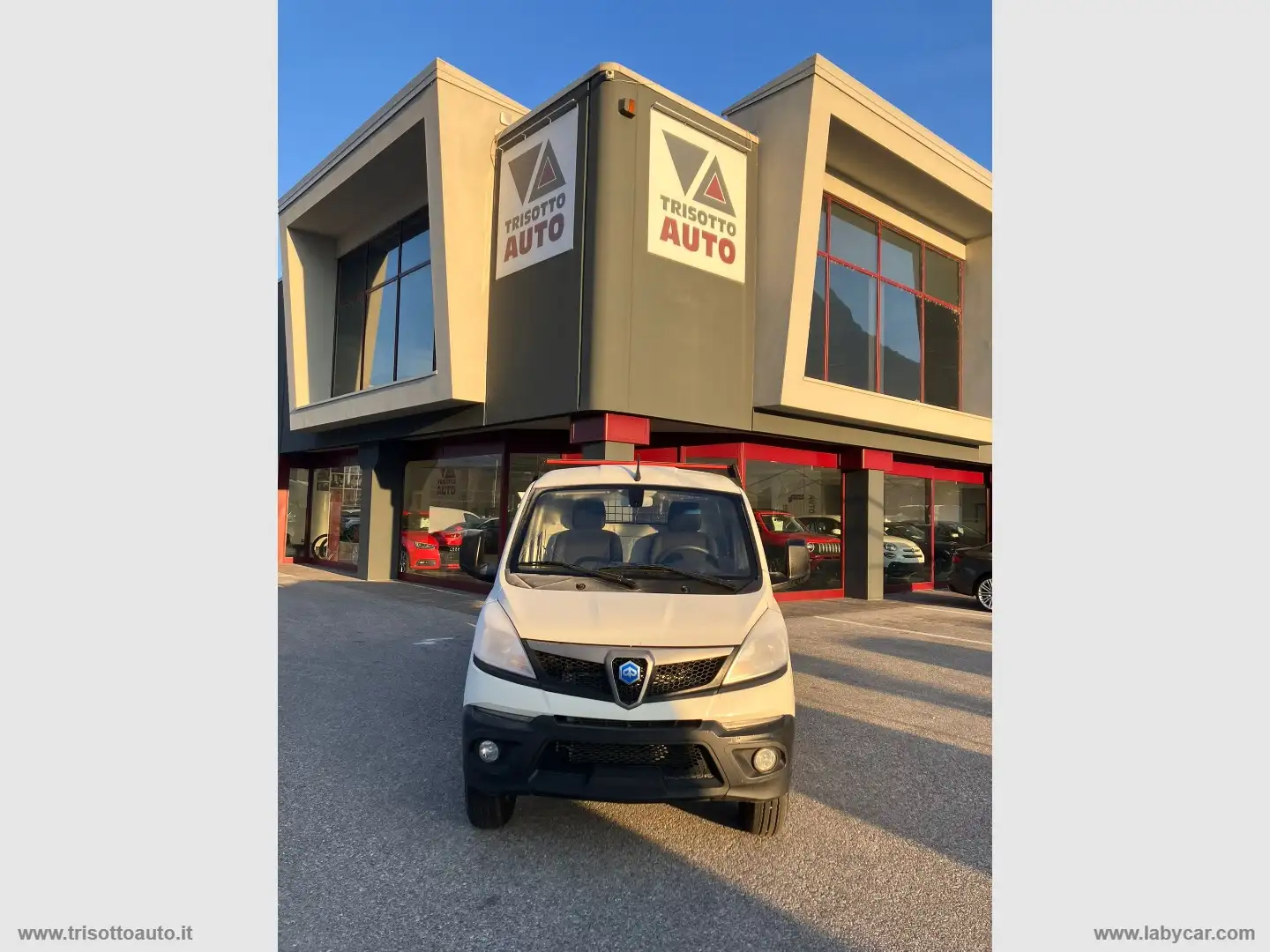 Piaggio Porter 1.5 HD-TOP S.R. LPG CASSONE RIBALT. RUOTE GEMELL. Weiß - 1