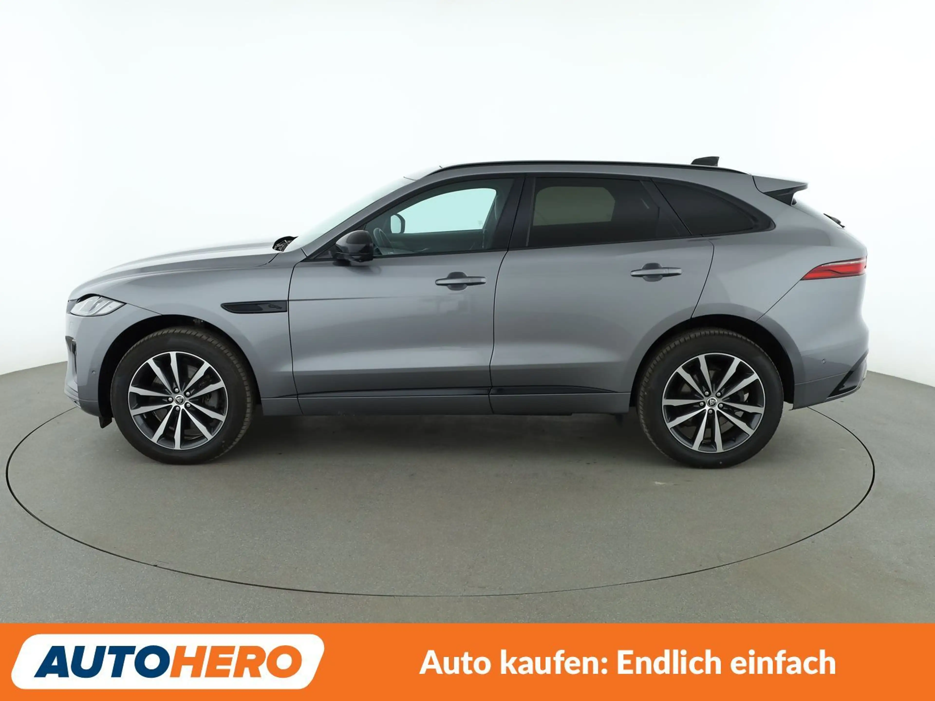 Jaguar F-Pace D300 Mild-Hybrid R-Dynamic SE AWD Aut.*CAM* — photo 3