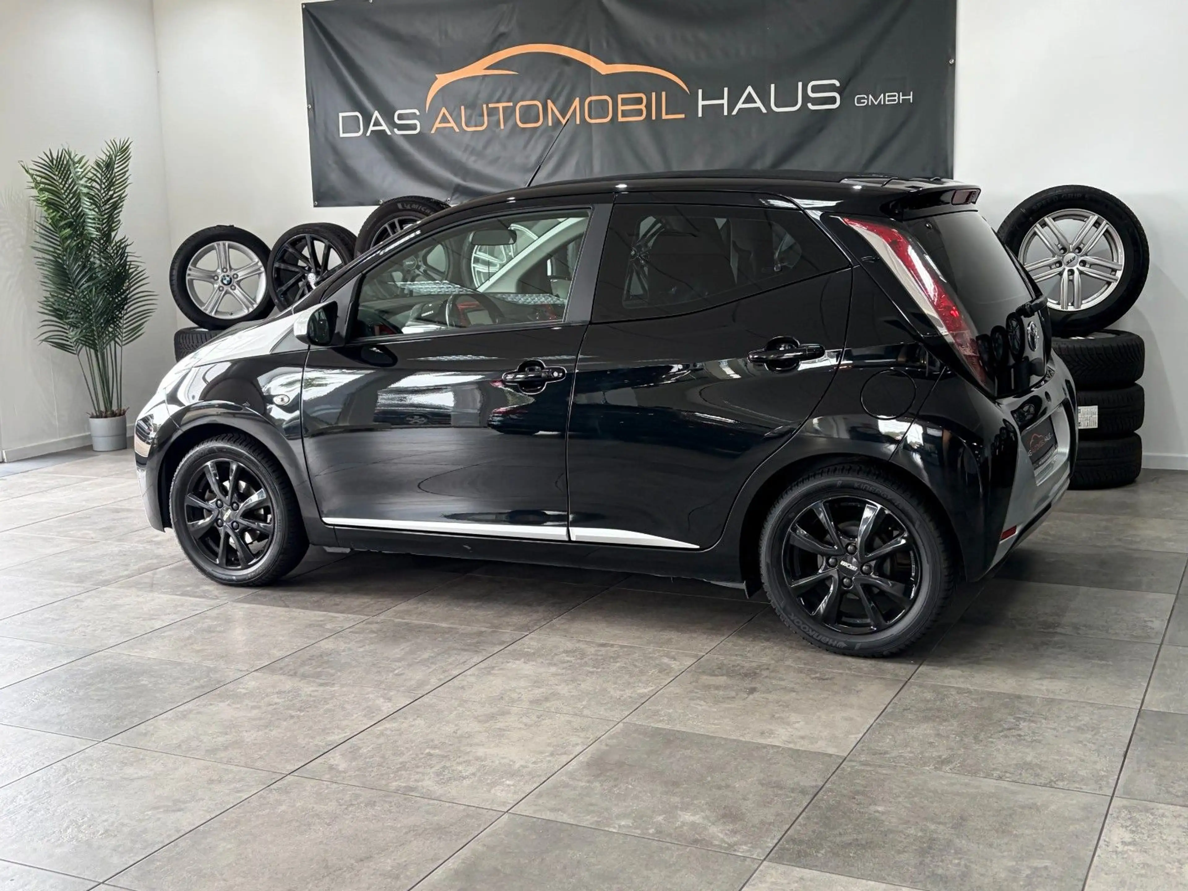 Toyota Aygo KAygo AYGO x-wave*Faltdach*Kamera*Klimaautomatik — photo 18
