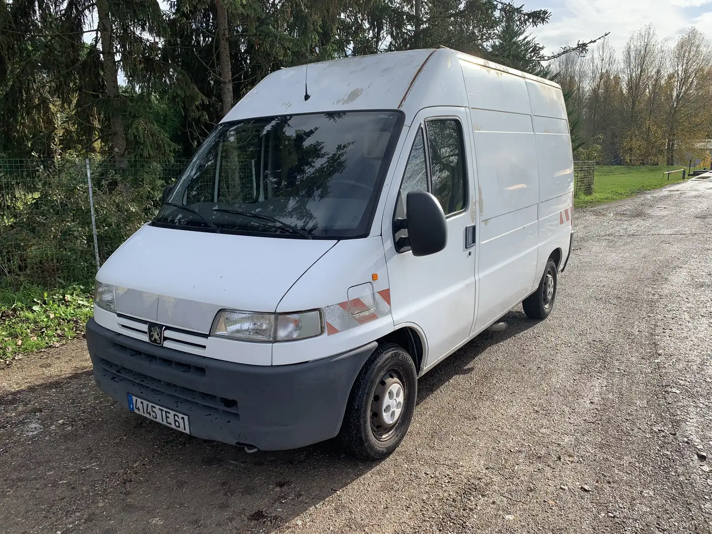 Peugeot Boxer BOXER TOLE 270 C 2.5 D 7,5m3 Blanc - 1