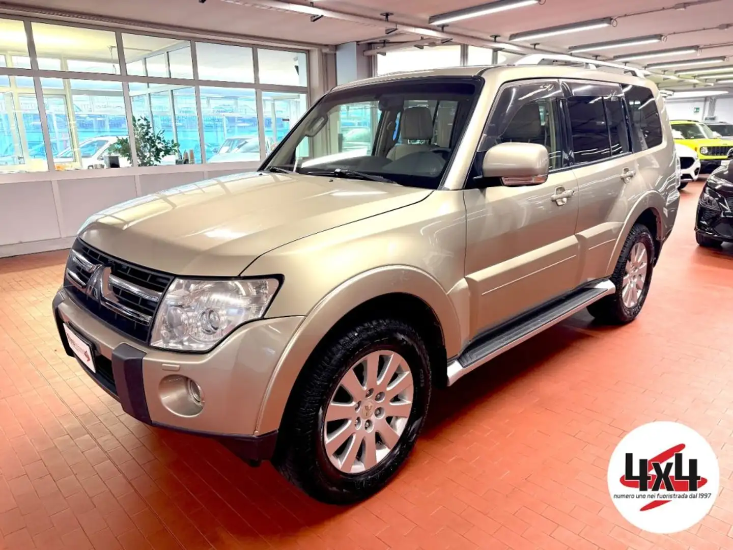 Mitsubishi Pajero 3.8 V6 Auto. 5 Pt. Instyle *GPL* - 1