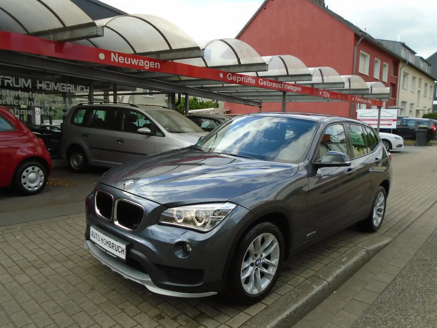 BMW X1 sDrive 18d Automatik Bi Xenon Navi Gris - 1