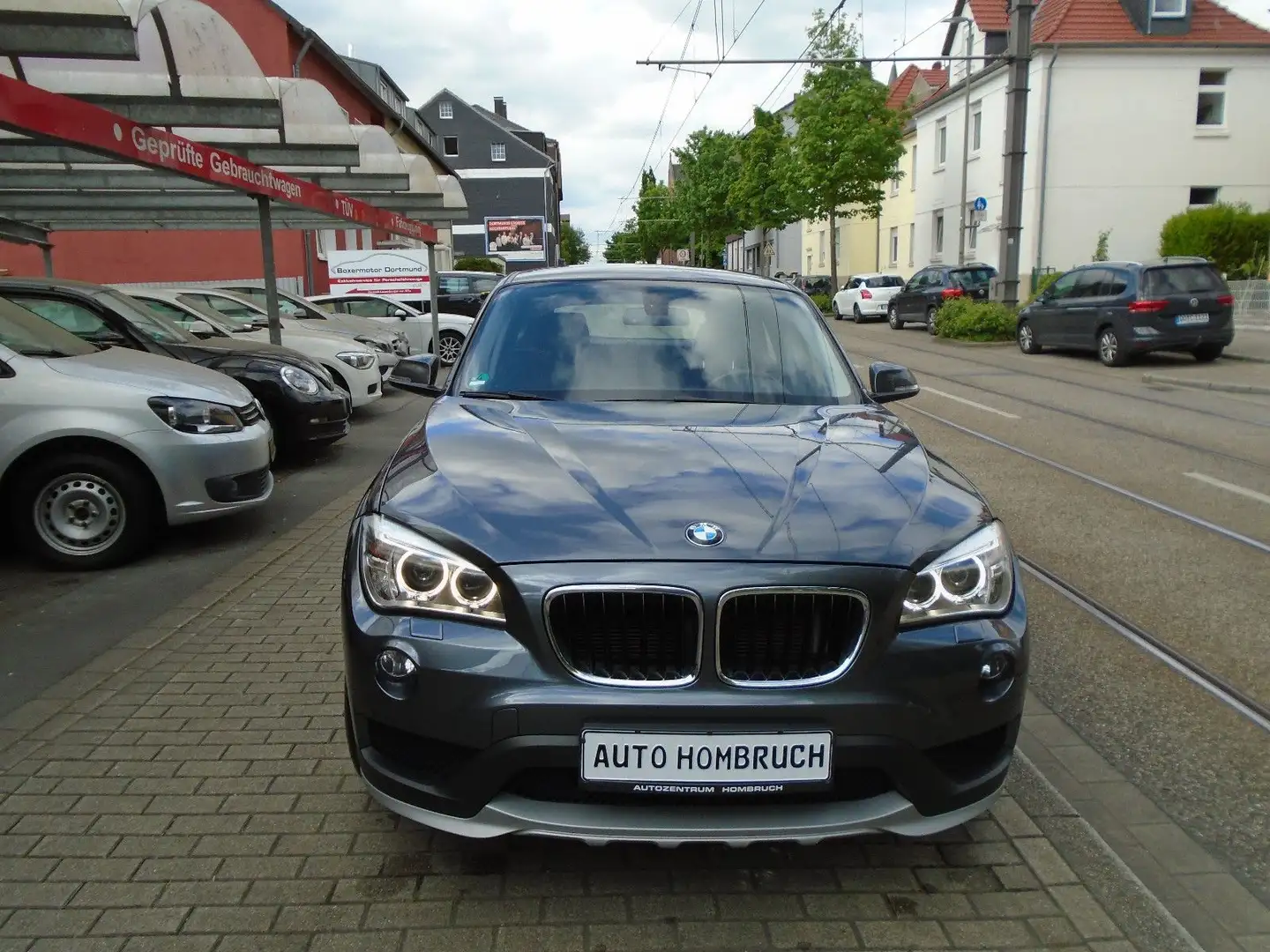 BMW X1 sDrive 18d Automatik Bi Xenon Navi Gris - 2