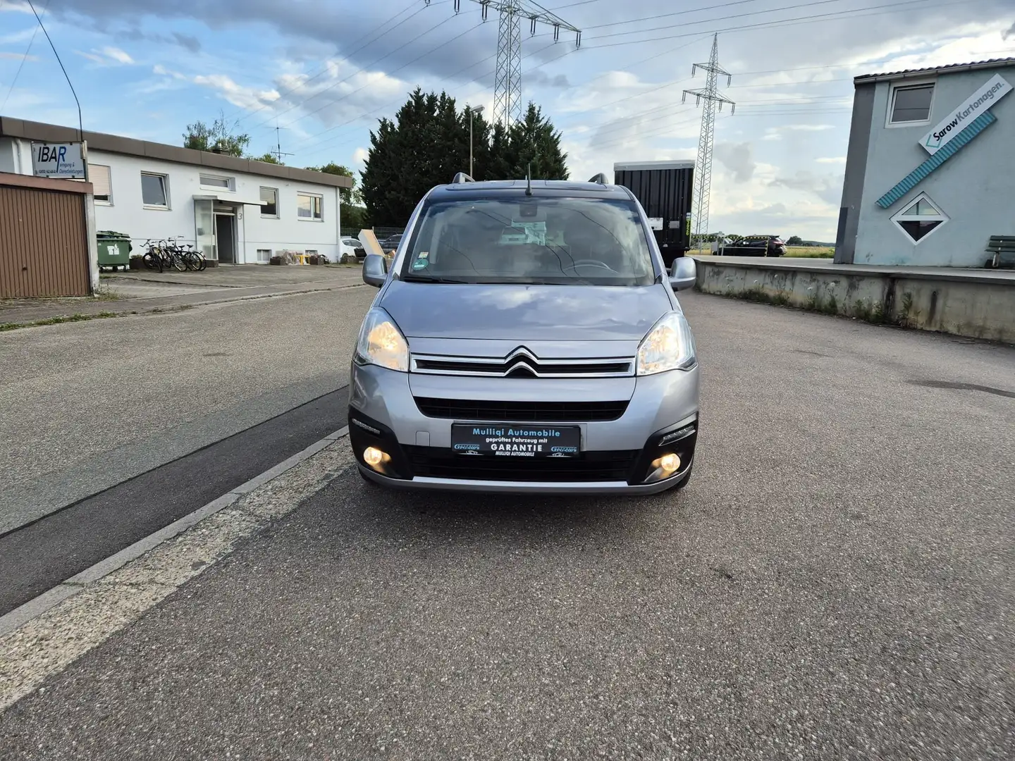 Citroen Berlingo Shine Grau - 2