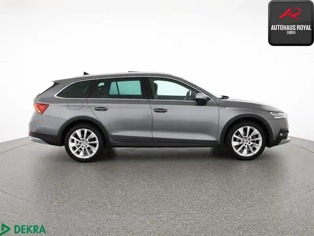 Skoda Octavia view 6