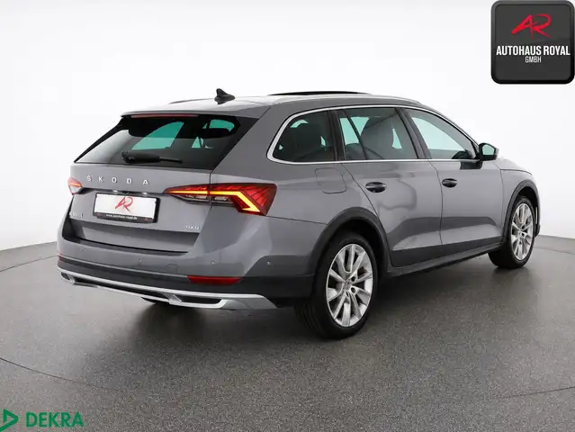 Skoda Octavia view 5