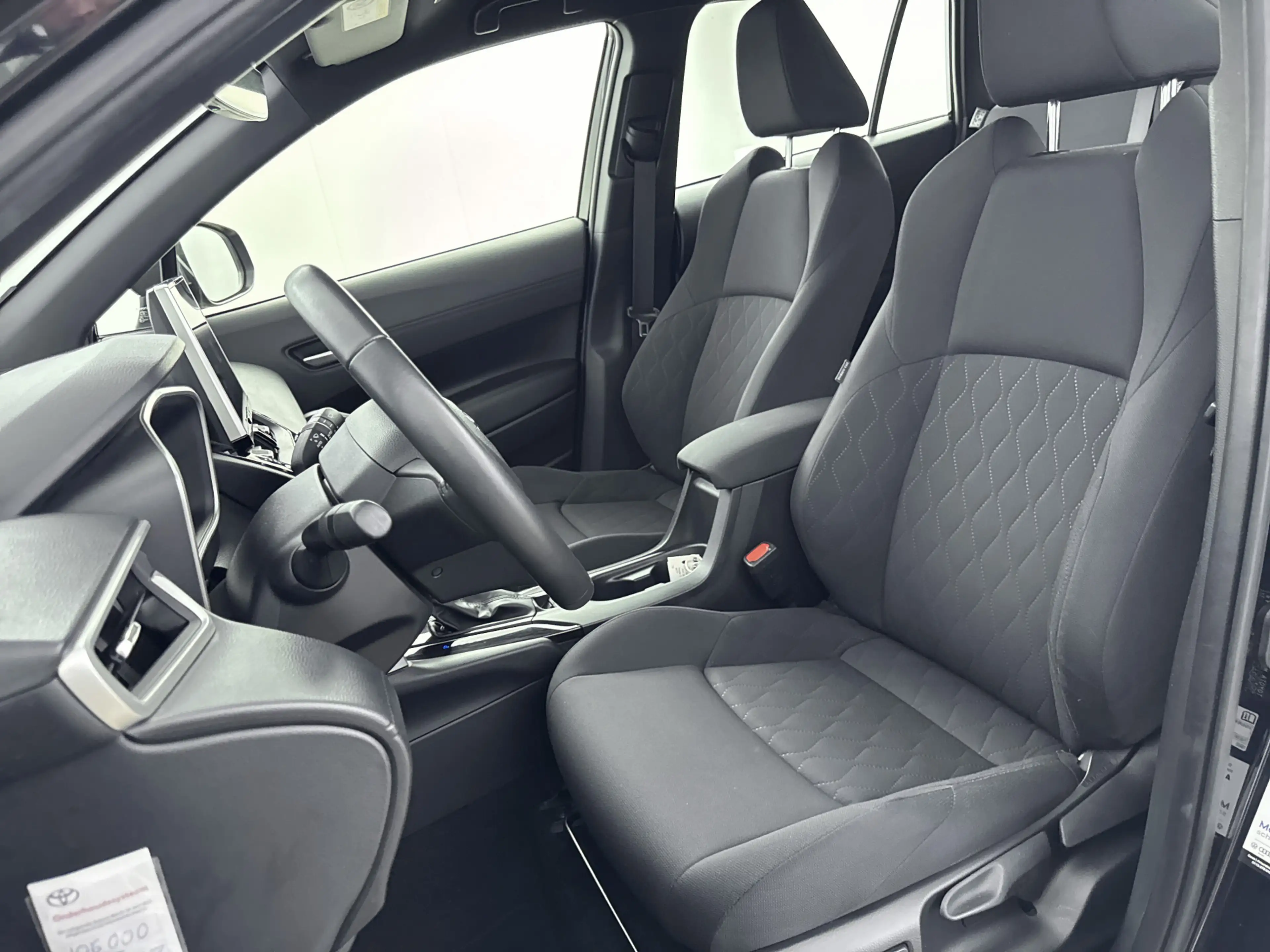 Toyota Corolla Cross 2.0 High Power Hybrid Active | Cruise Control Adap — photo 4