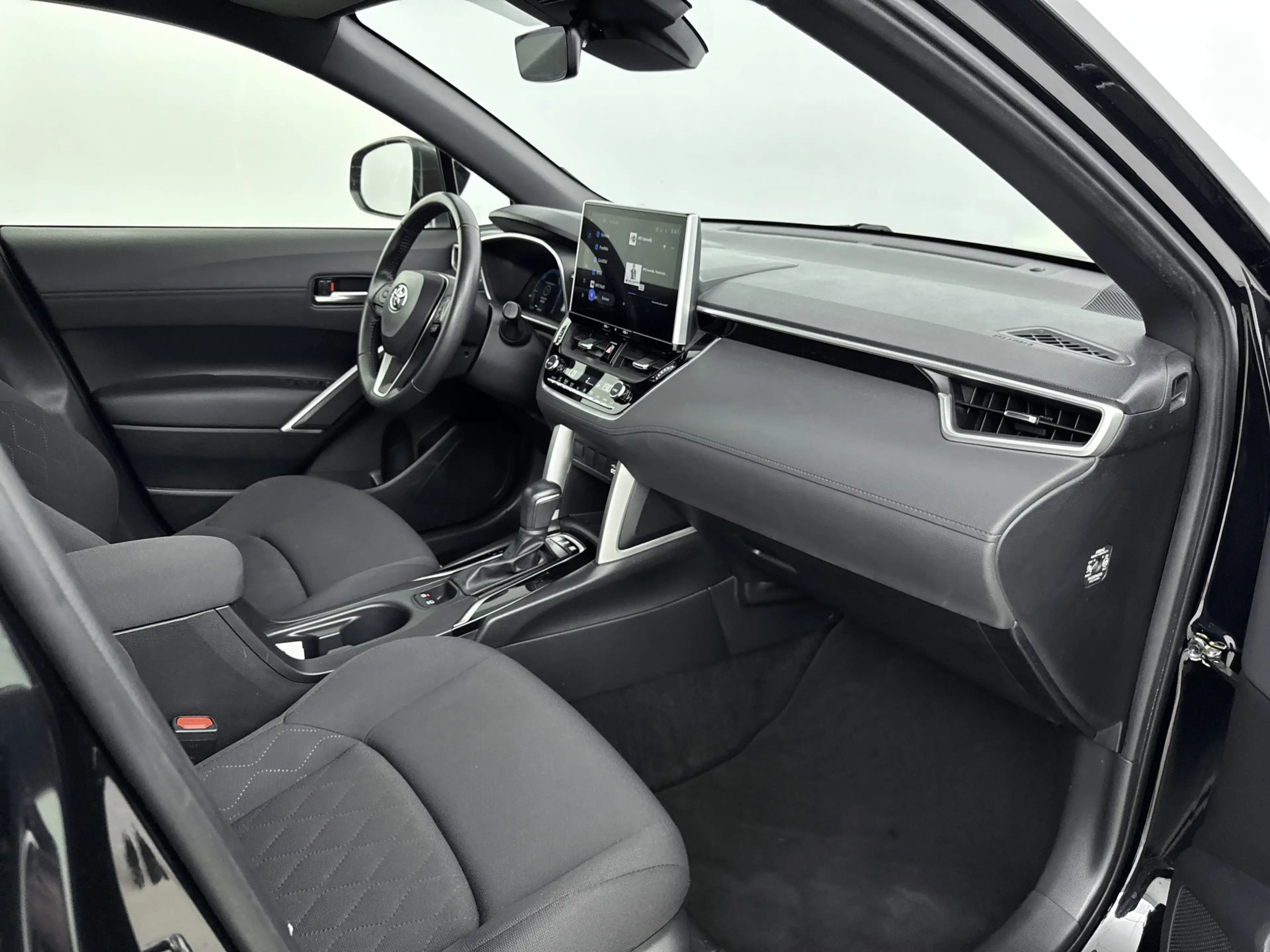 Toyota Corolla Cross 2.0 High Power Hybrid Active | Cruise Control Adap — photo 9