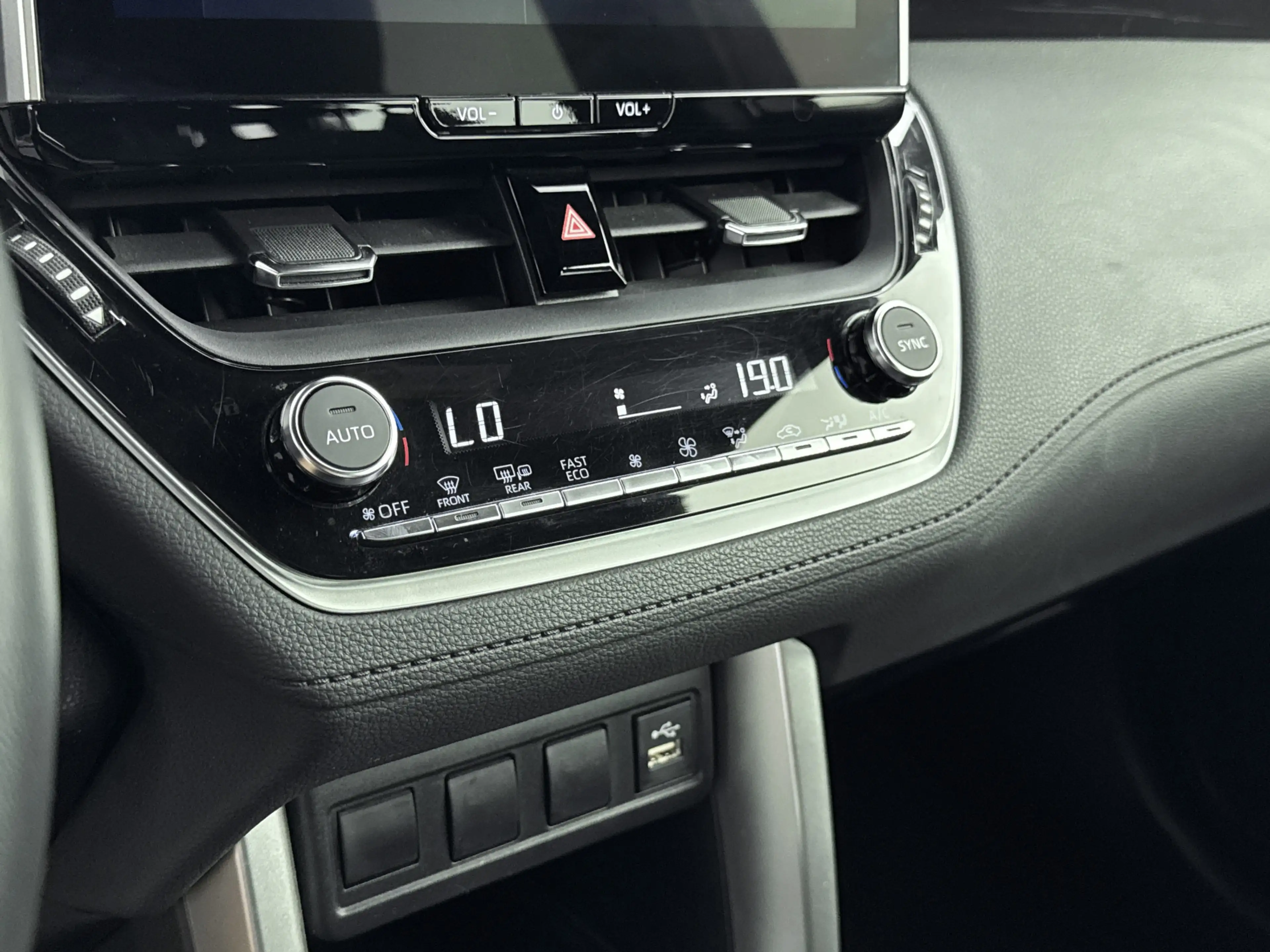 Toyota Corolla Cross 2.0 High Power Hybrid Active | Cruise Control Adap — photo 14
