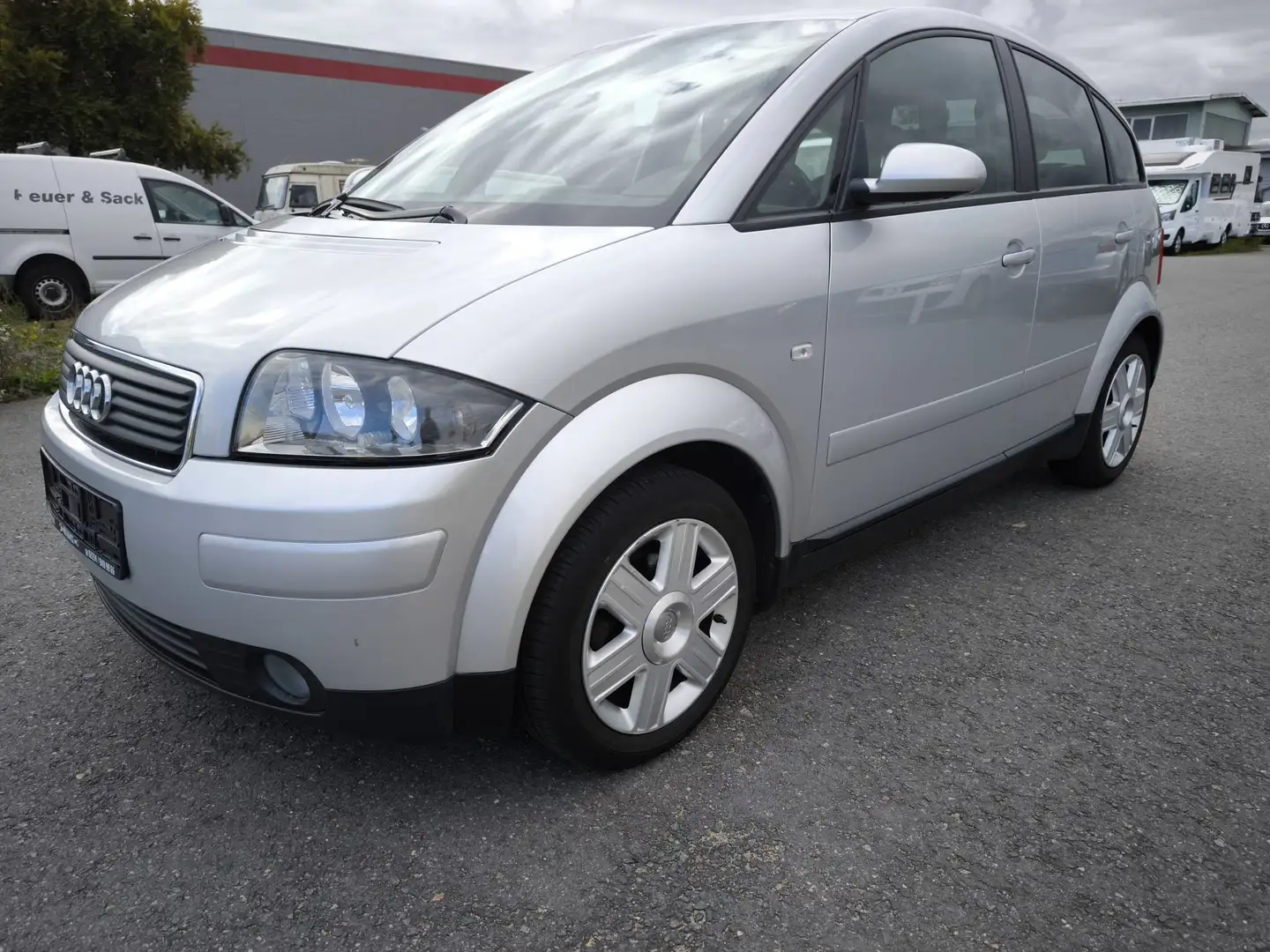 Audi A2 A2 1.4 Silber - 2