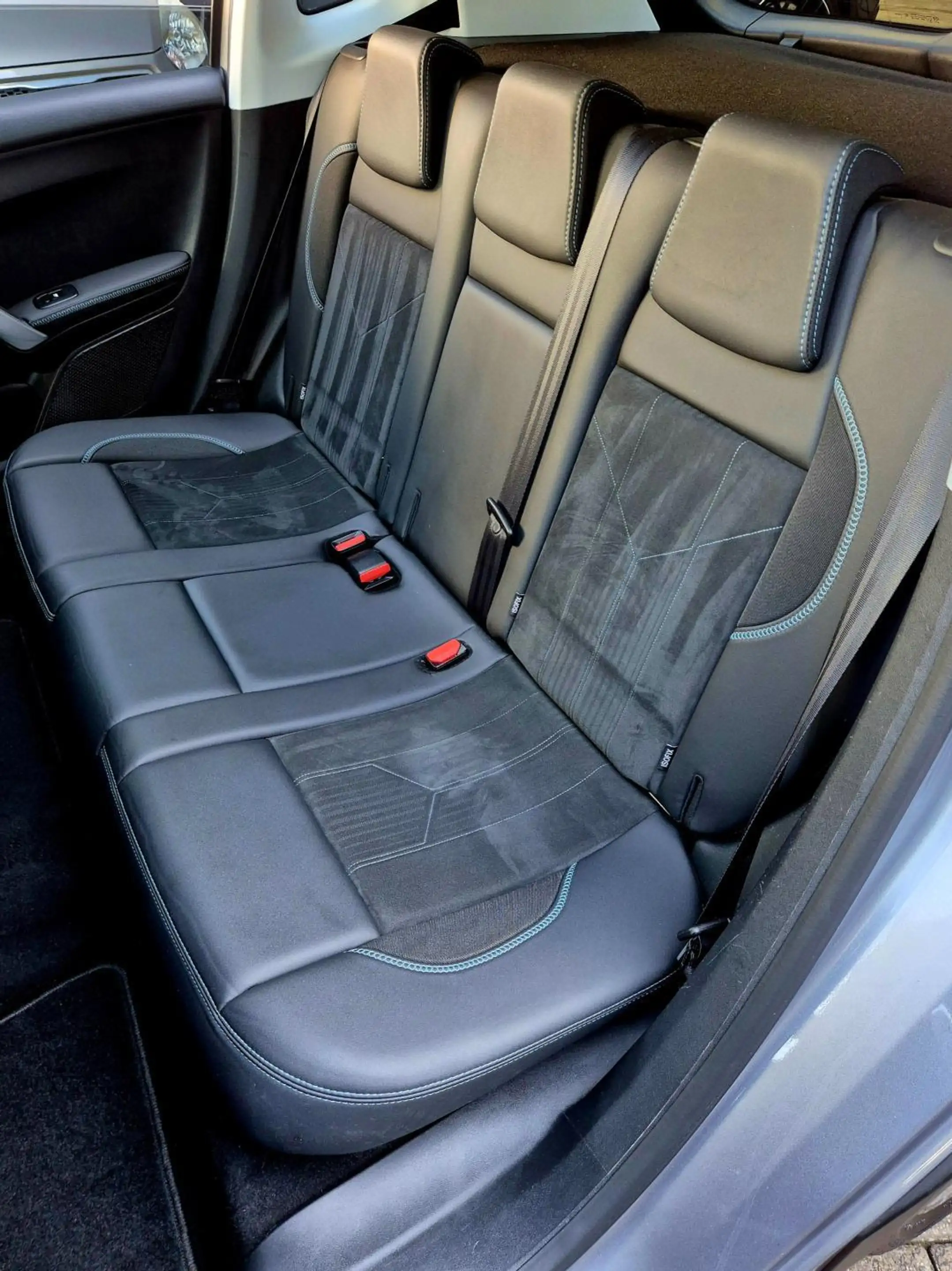 Peugeot 2008 1.2 PureTech 131PK Crossway + Dealer OH|Panorama|P — photo 6