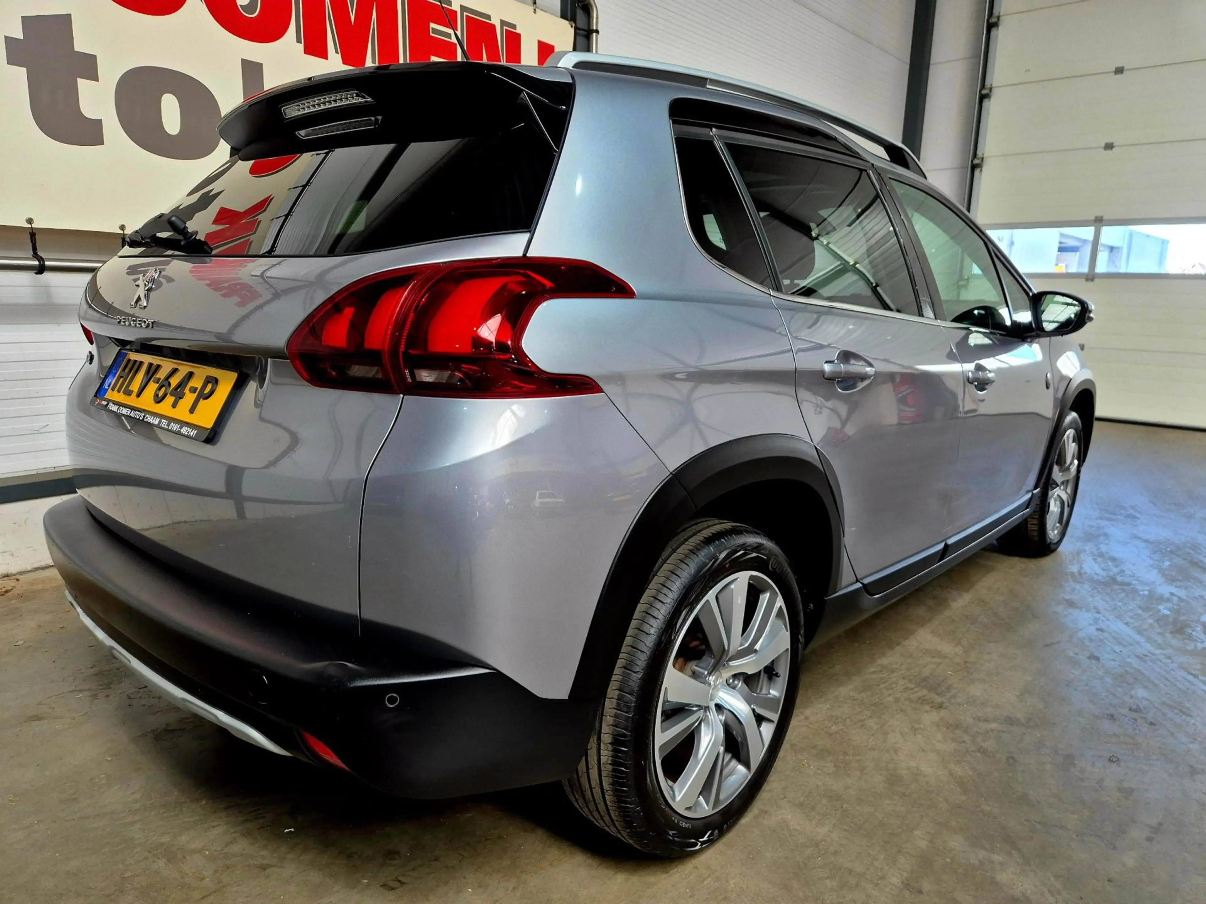 Peugeot 2008 1.2 PureTech 131PK Crossway + Dealer OH|Panorama|P — photo 17