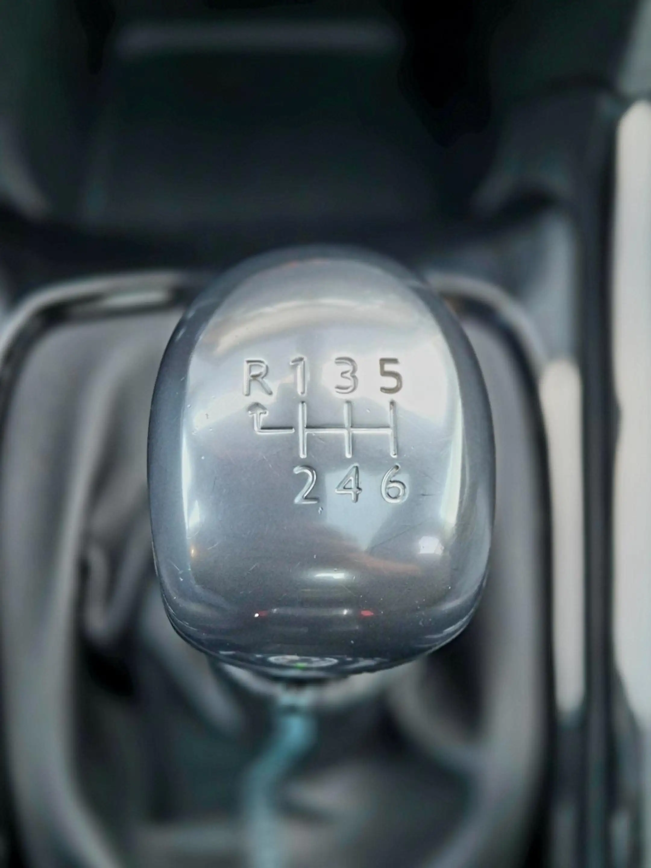 Peugeot 2008 1.2 PureTech 131PK Crossway + Dealer OH|Panorama|P — photo 31