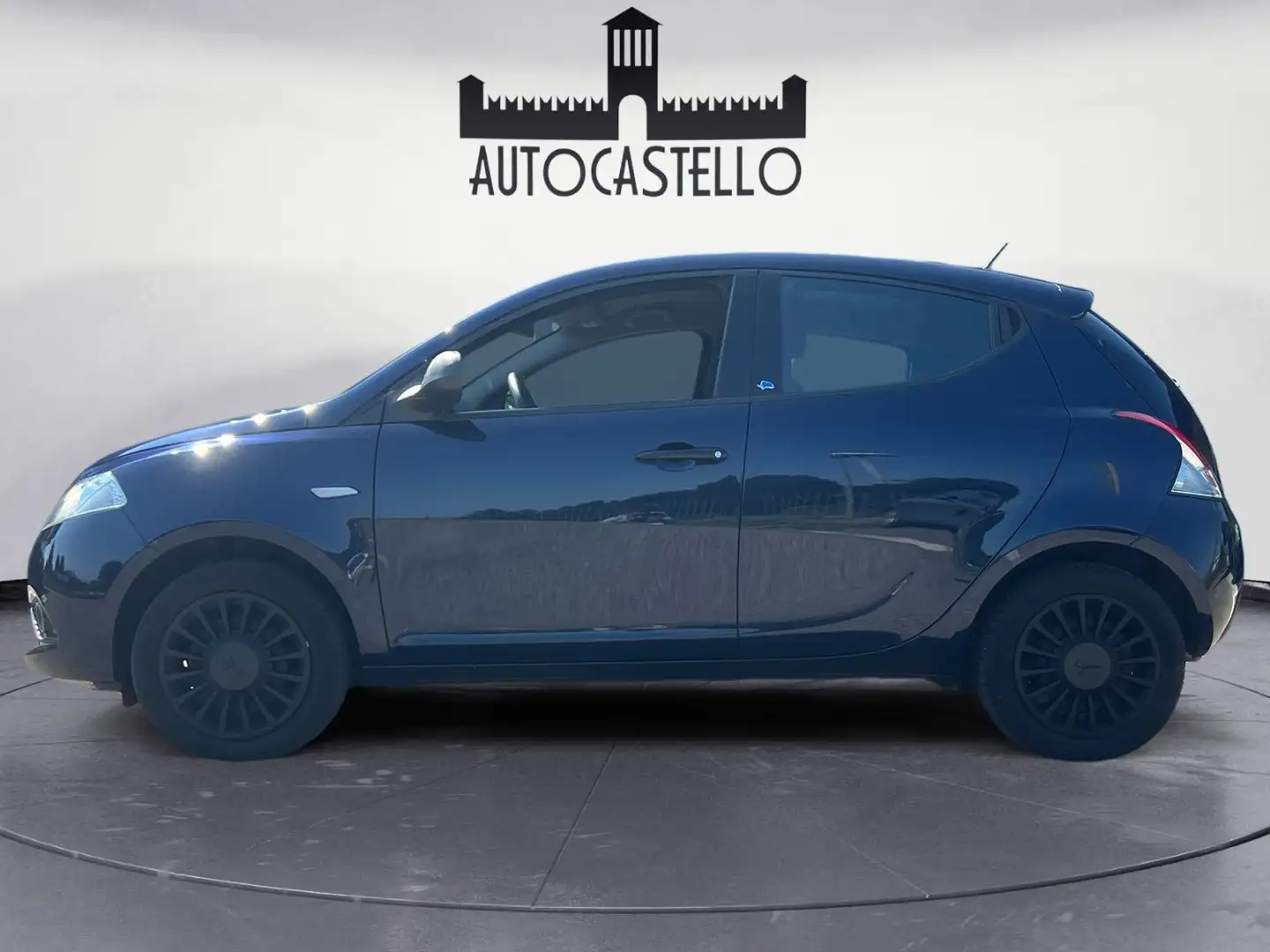 Lancia Ypsilon Ypsilon III 2015 1.2 Elefantino Blu s Blu/Azzurro - 2