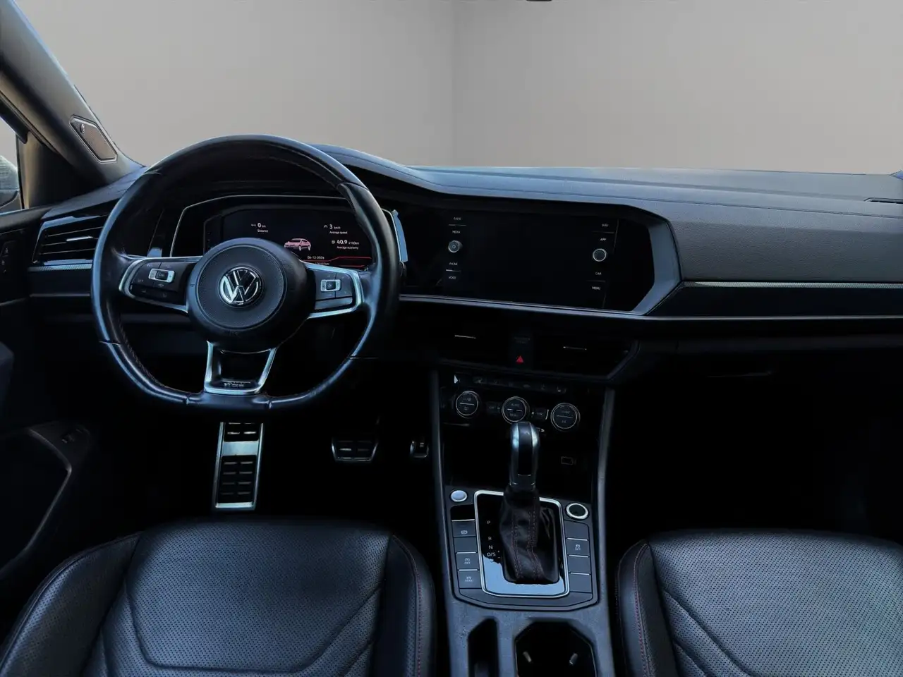 Volkswagen Jetta снимка Volkswagen Jetta