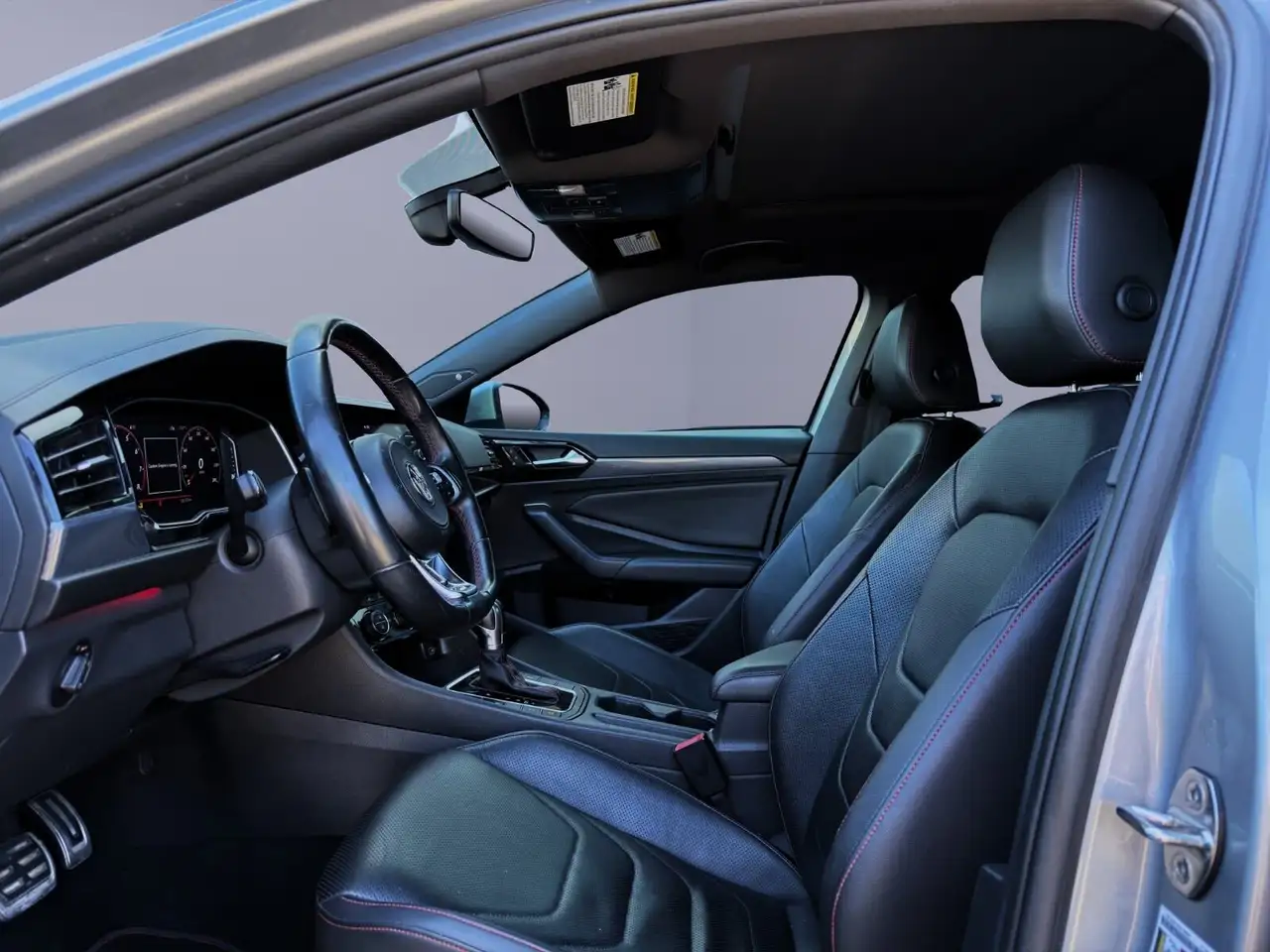 Volkswagen Jetta снимка Volkswagen Jetta