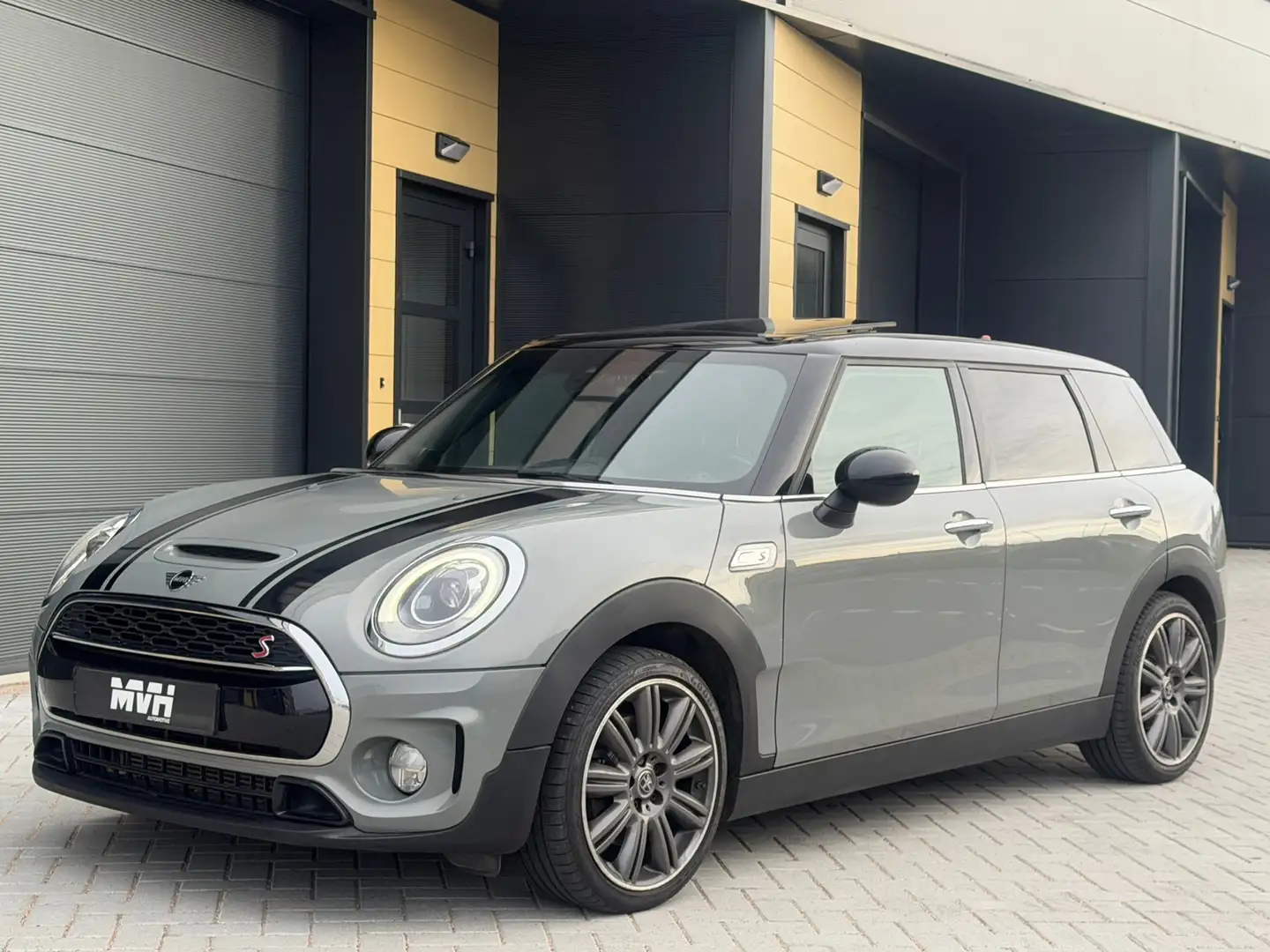 MINI Cooper S Clubman Mini 2.0 - Panorama - Leder - Automaat - Ambient - Grijs - 2