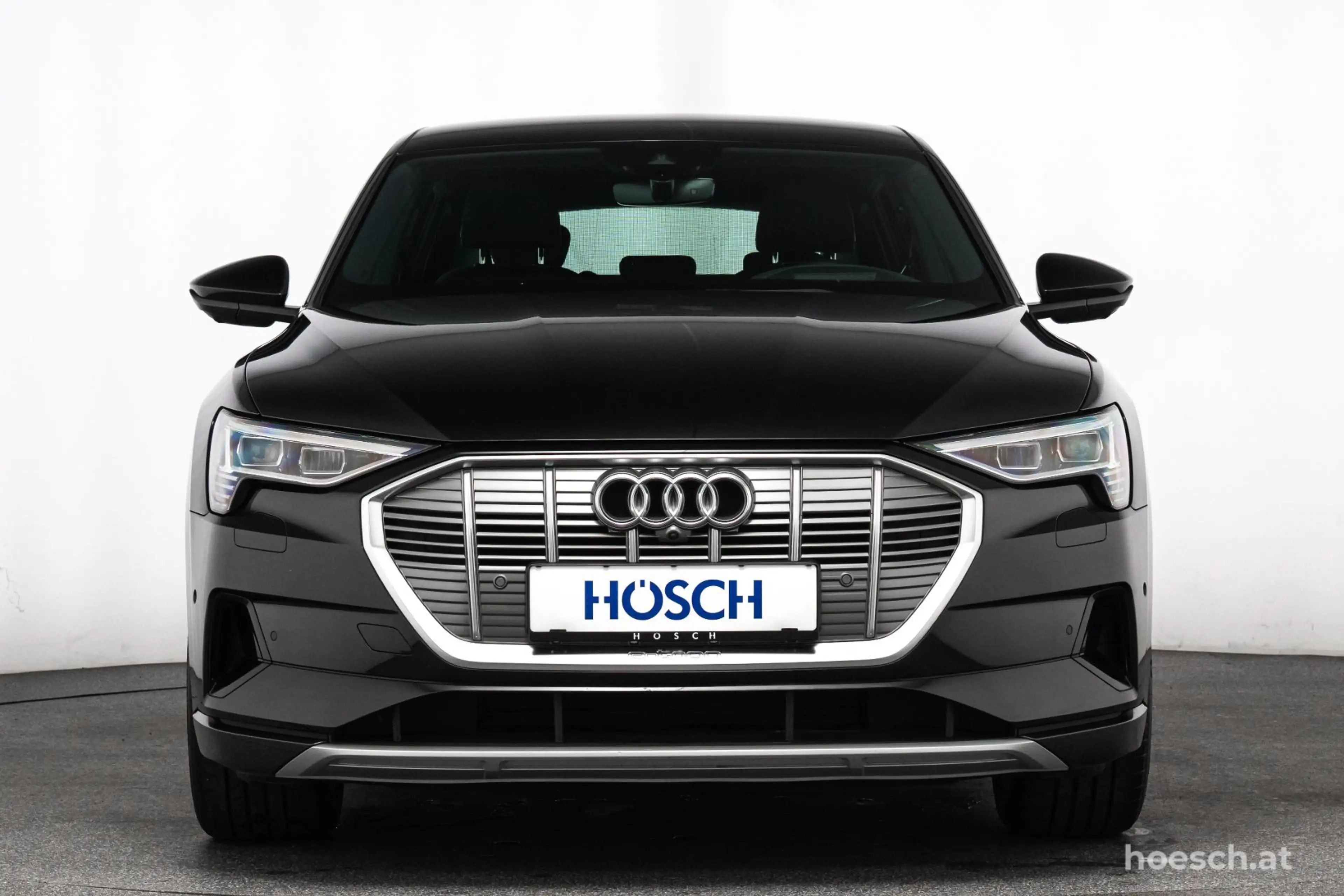 Audi e-tron 55 quattro Adv. HEAD-UP 360° AHK MATRIX -67% — photo 2