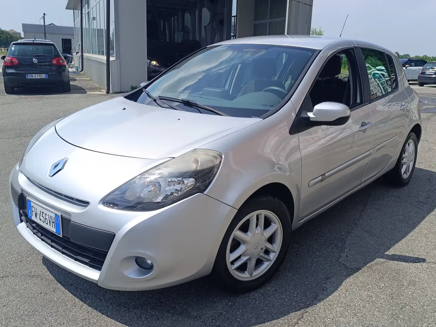 Renault Clio Clio 5p 1.2 16v Luxe Argento - 1