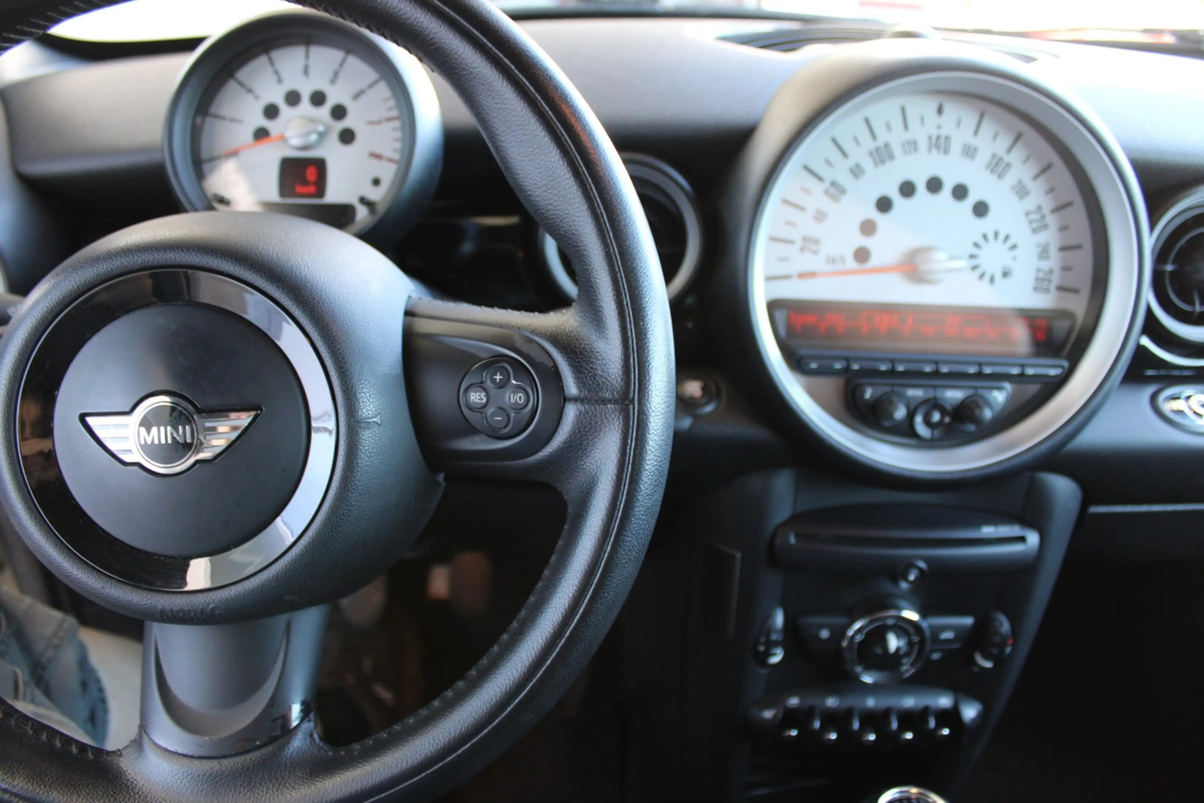 MINI Cooper Roadster Cabrio — photo 5