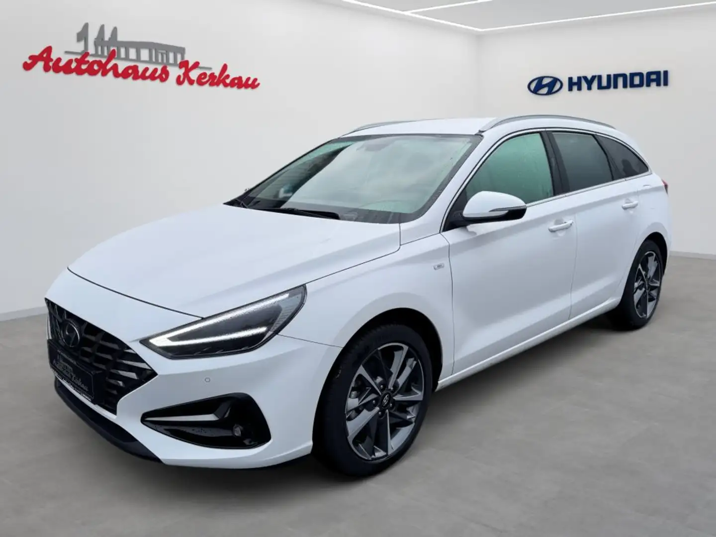 Hyundai i30 1.5 T-GDI 48V-Hybrid DCT Prime+AHK Weiß - 1
