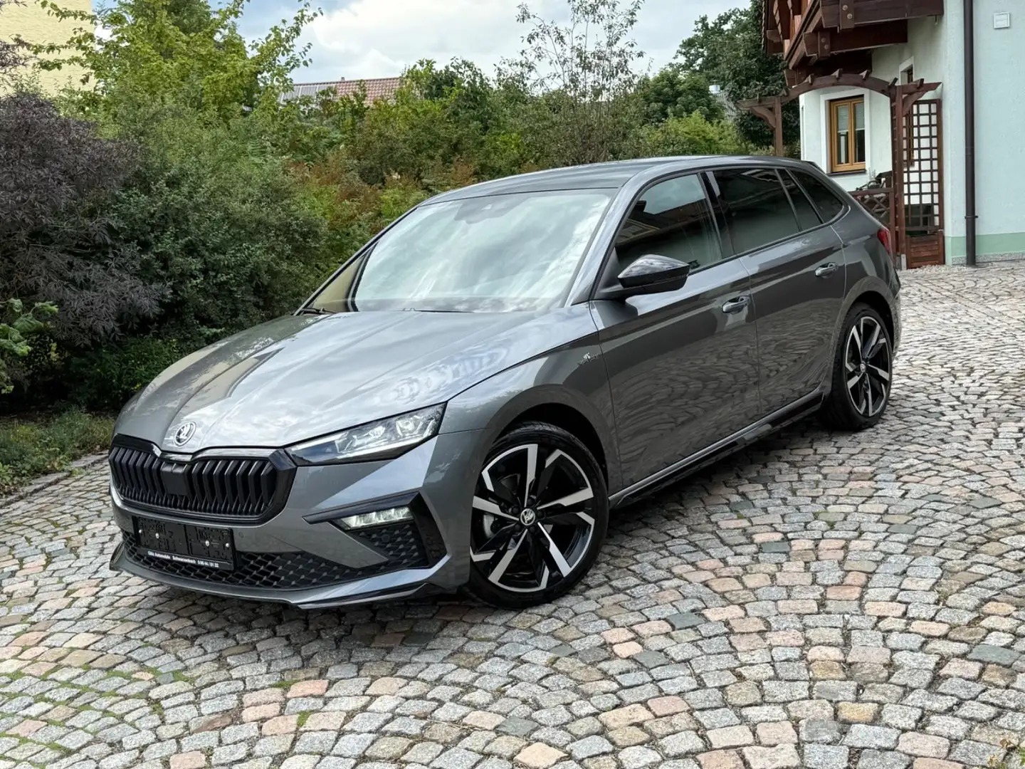 Skoda Scala 1.5 DSG Monte Carlo /Pano / el. Heckklappe Grau - 1