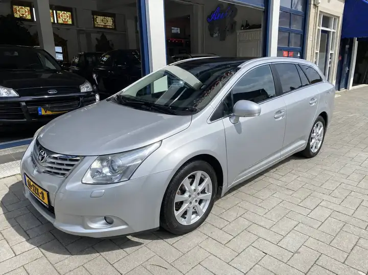Toyota Avensis Toyota Avensis 2.0 16V Vvt-i Wagon CVT 2009