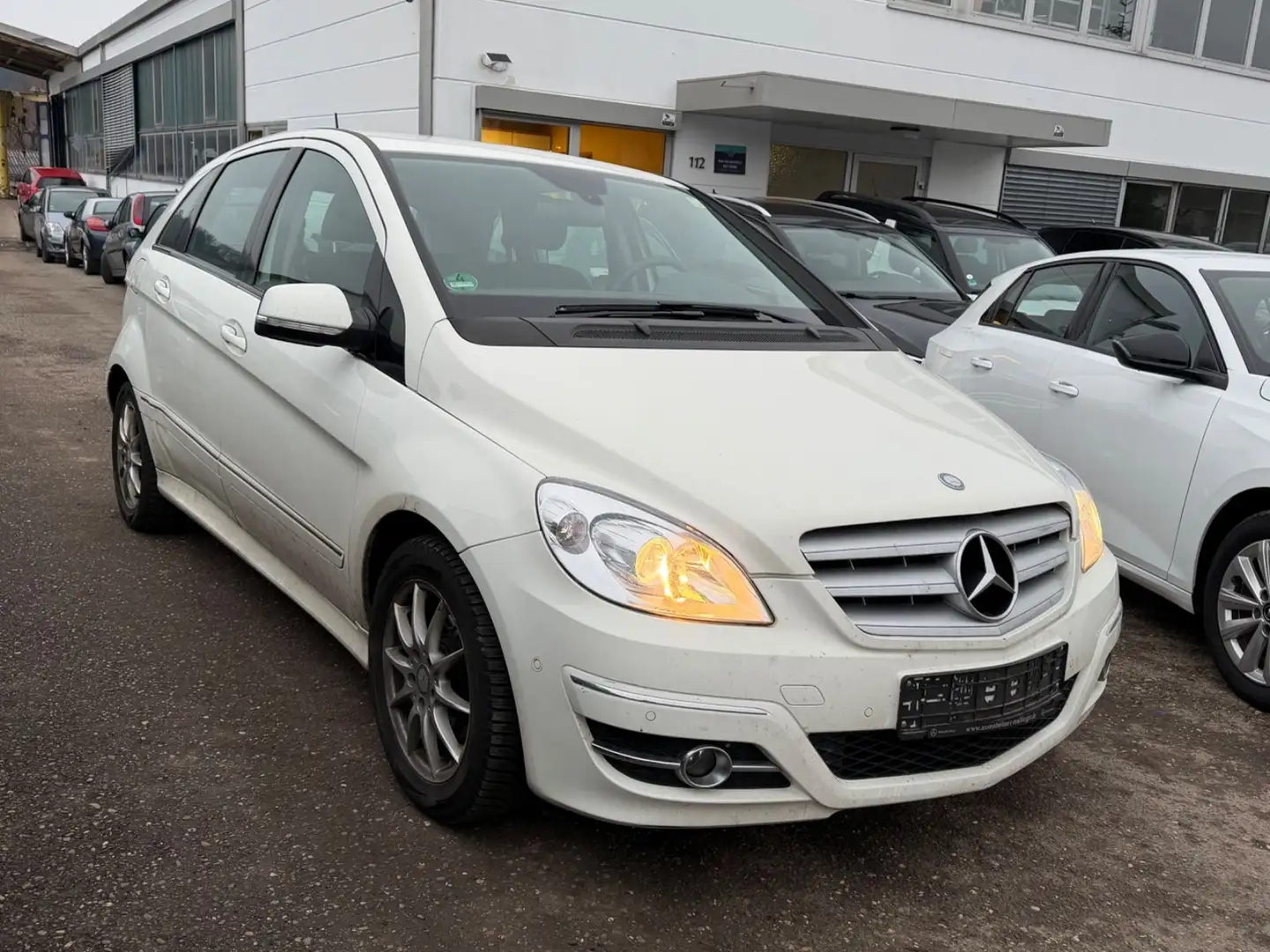 Mercedes-Benz B 200 B B 200*NAVI*Sitzhei*KLIMA*PDC* Weiß - 1