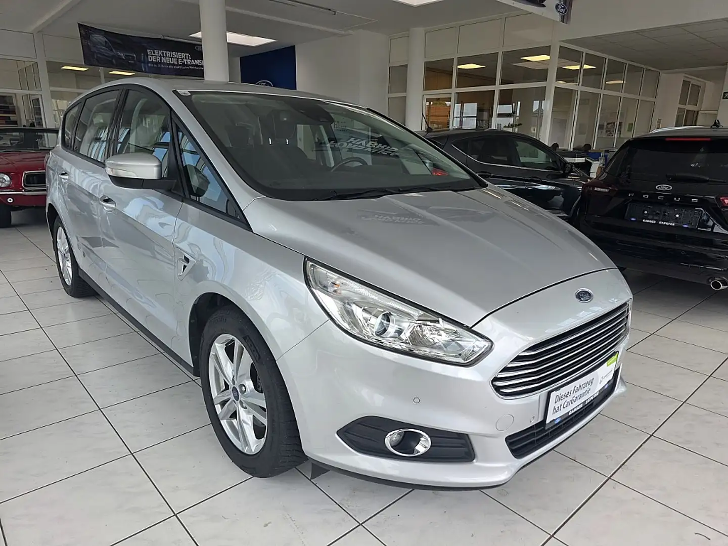 Ford S-Max S-MAX Business 2.0 EcoBlue SCR Aut. Silber - 1