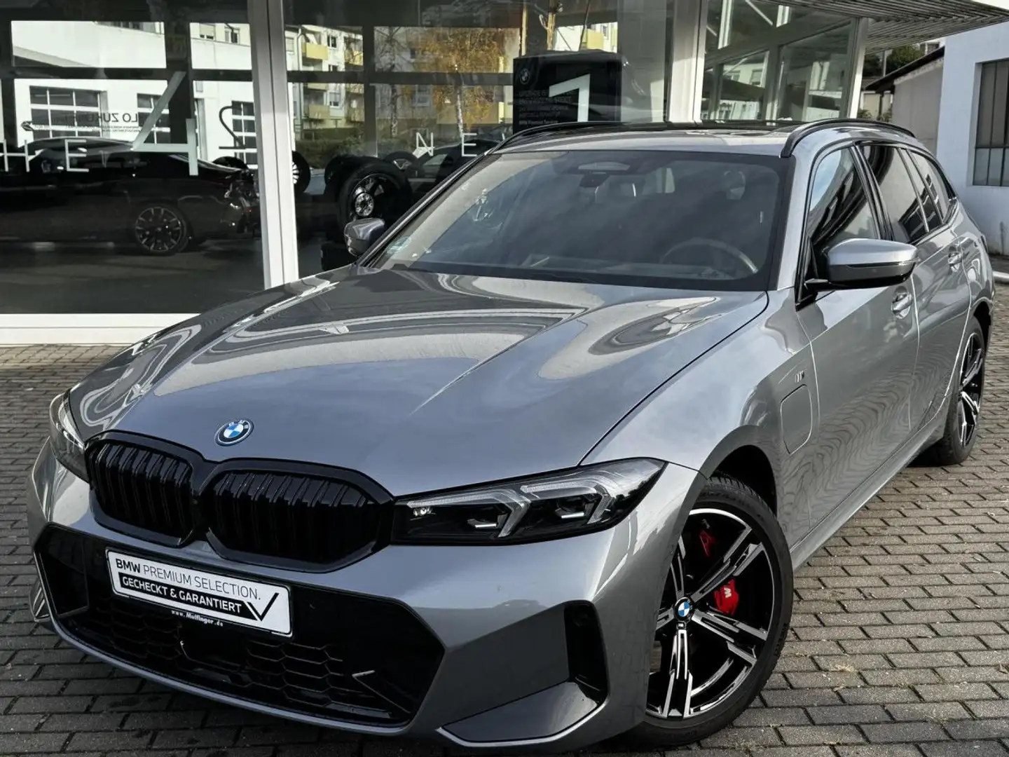 BMW 330 e T.M Sport Pro HUD ACC PanoD.SuView H/K AHK Gris - 2