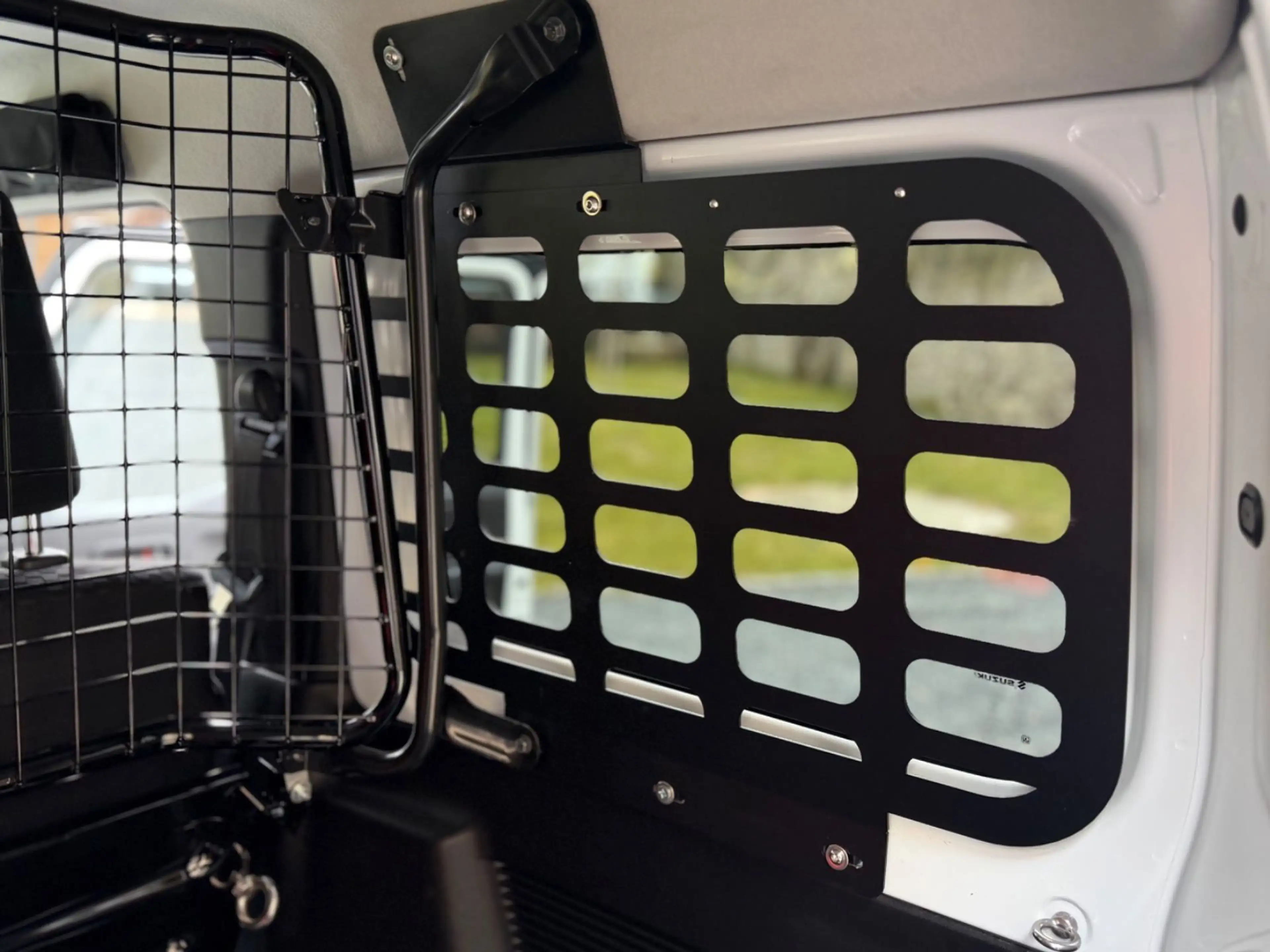 Suzuki Jimny 1.5 Comfort | NFZ | Standheizung | LED 4x4 — photo 20