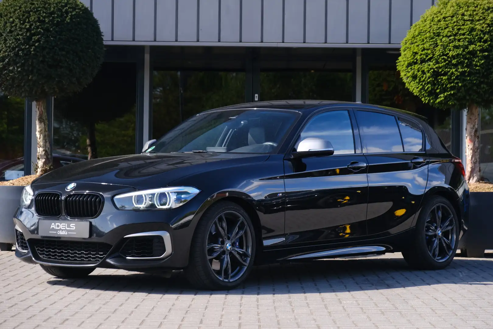 BMW 140 1-serie M140i xDrive Edition Shadow High Executive Black - 2