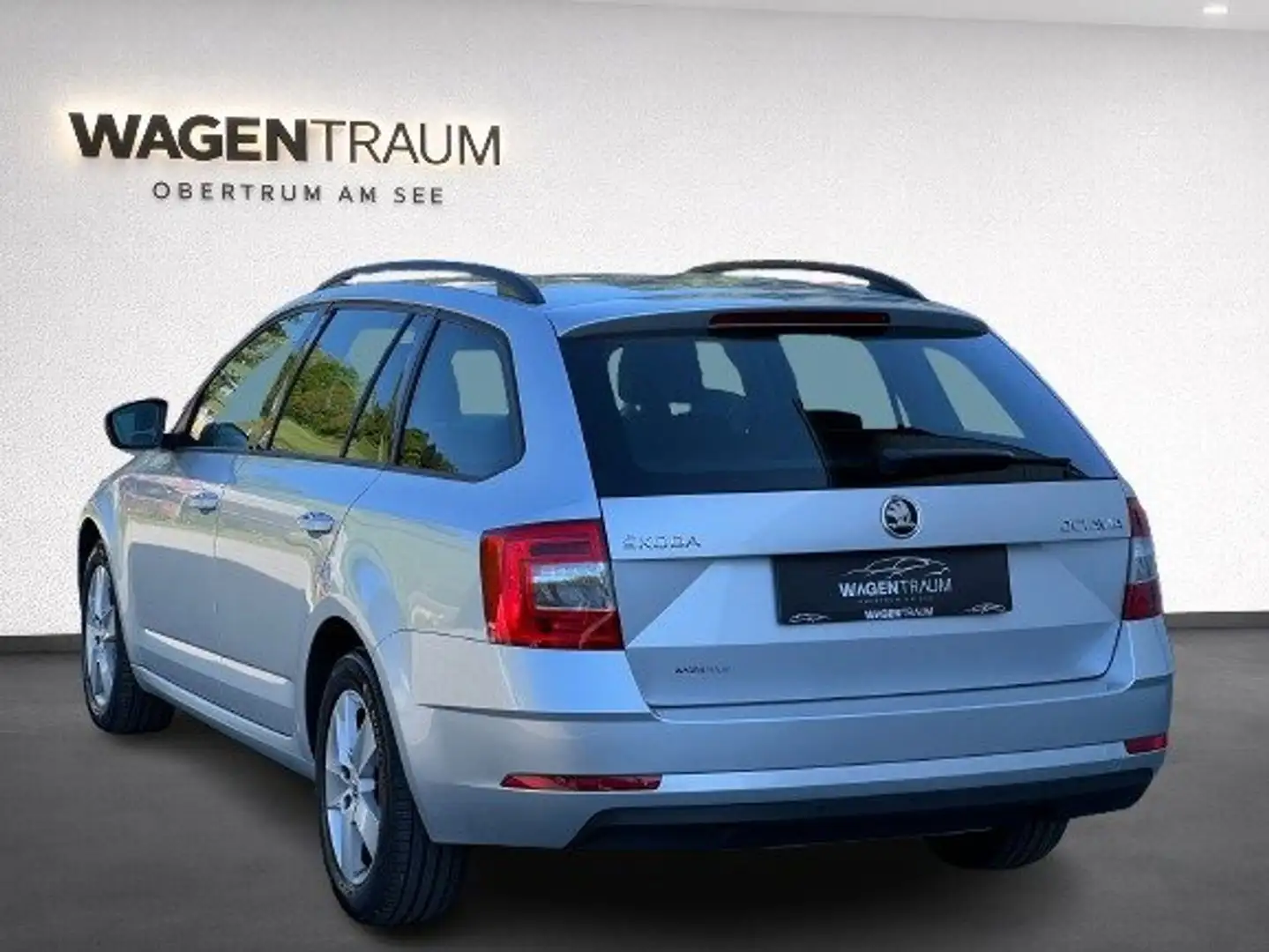 Skoda Octavia DSG - Carplay - Sitzheizung Silber - 2