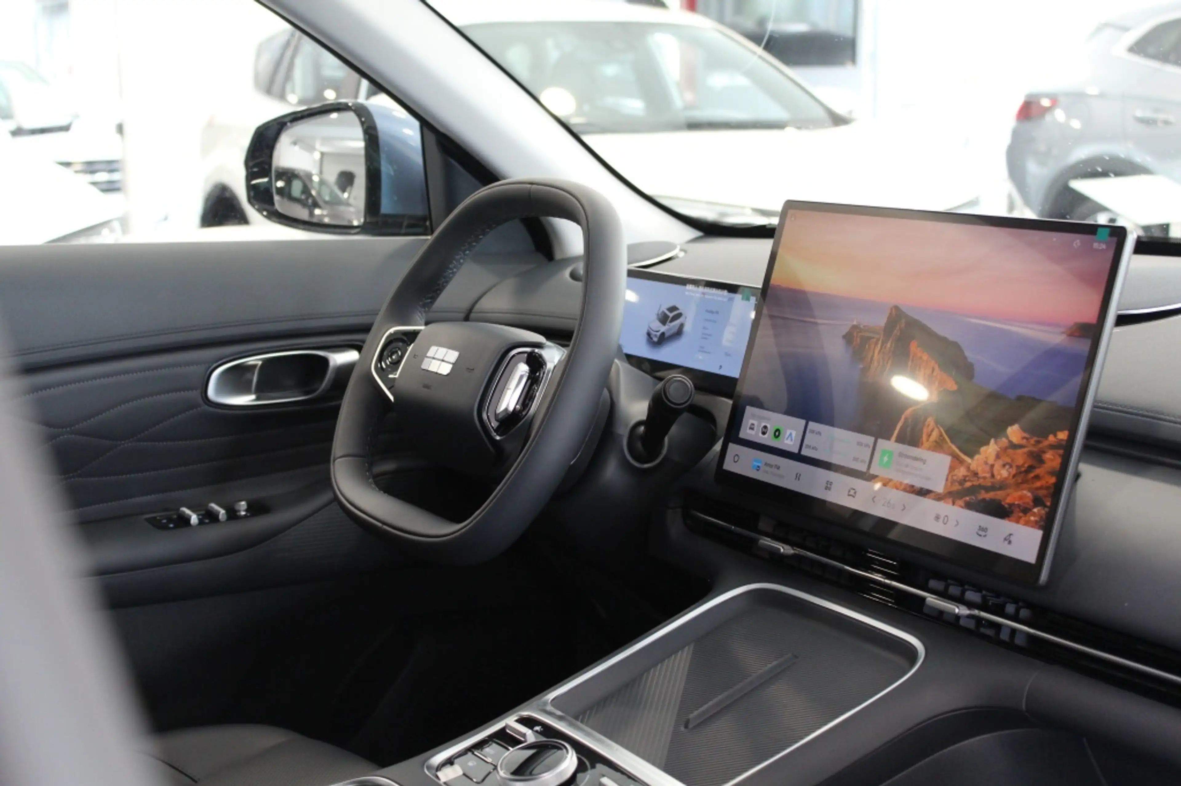 Geely Starray EM-i 1.5 Pro Plug-in/CARPLAY/CRUISE/360 — photo 10