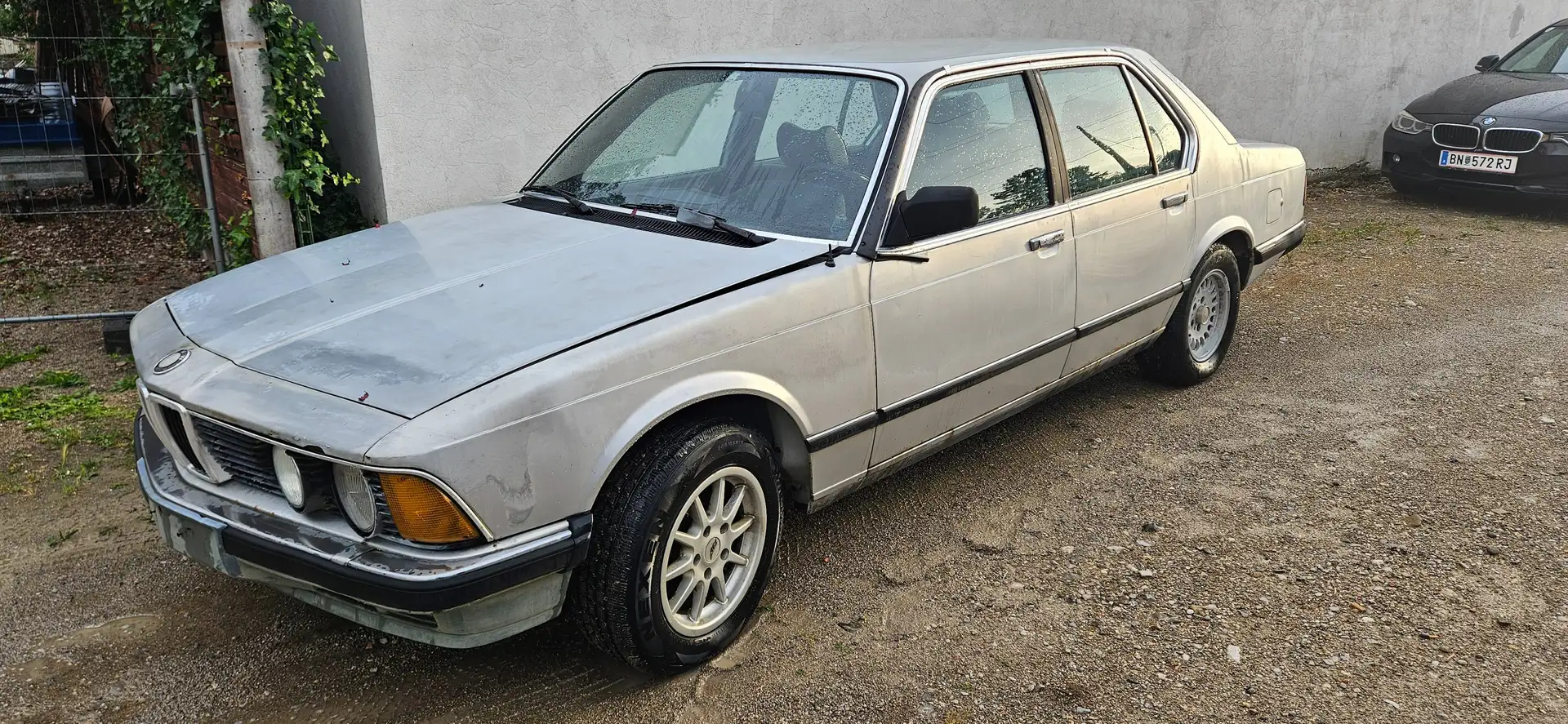 BMW 728 728i Silber - 2