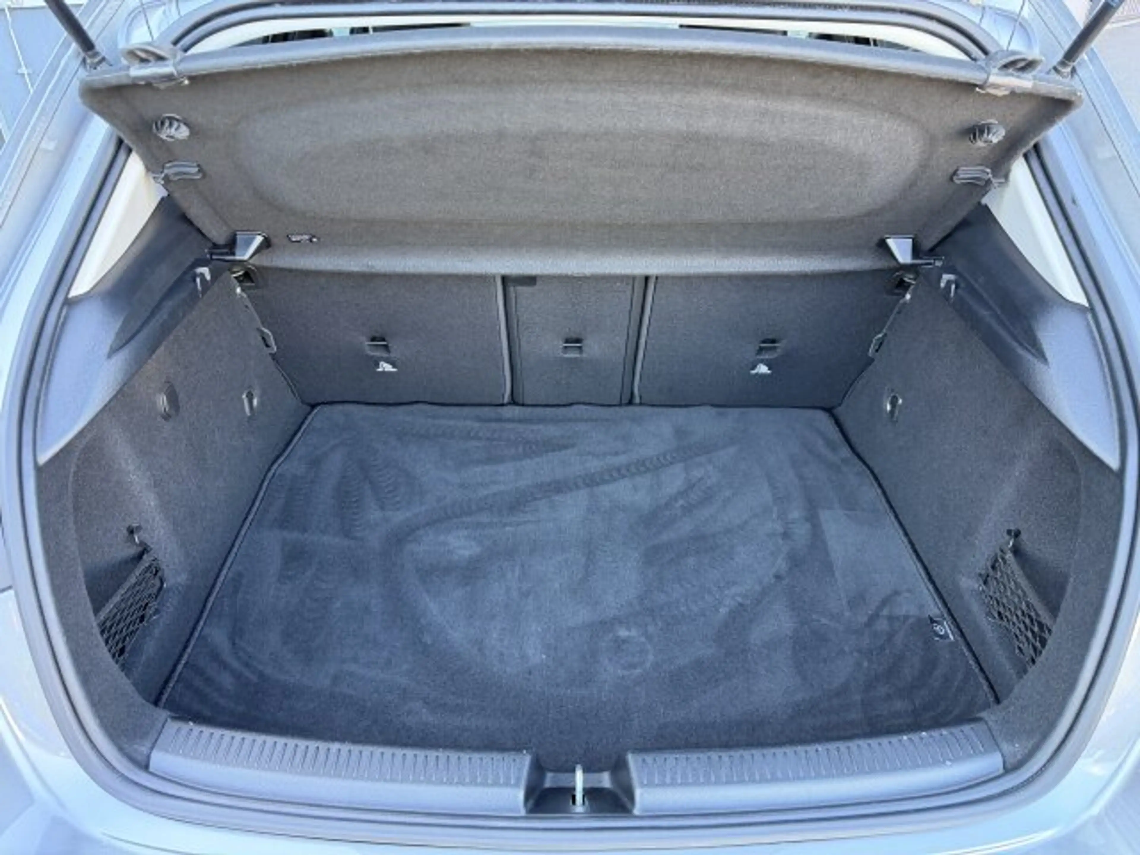 Mercedes-Benz A 180 A 180 Progressive Ed.`19 LED Sound Kam. Ambiente — photo 8