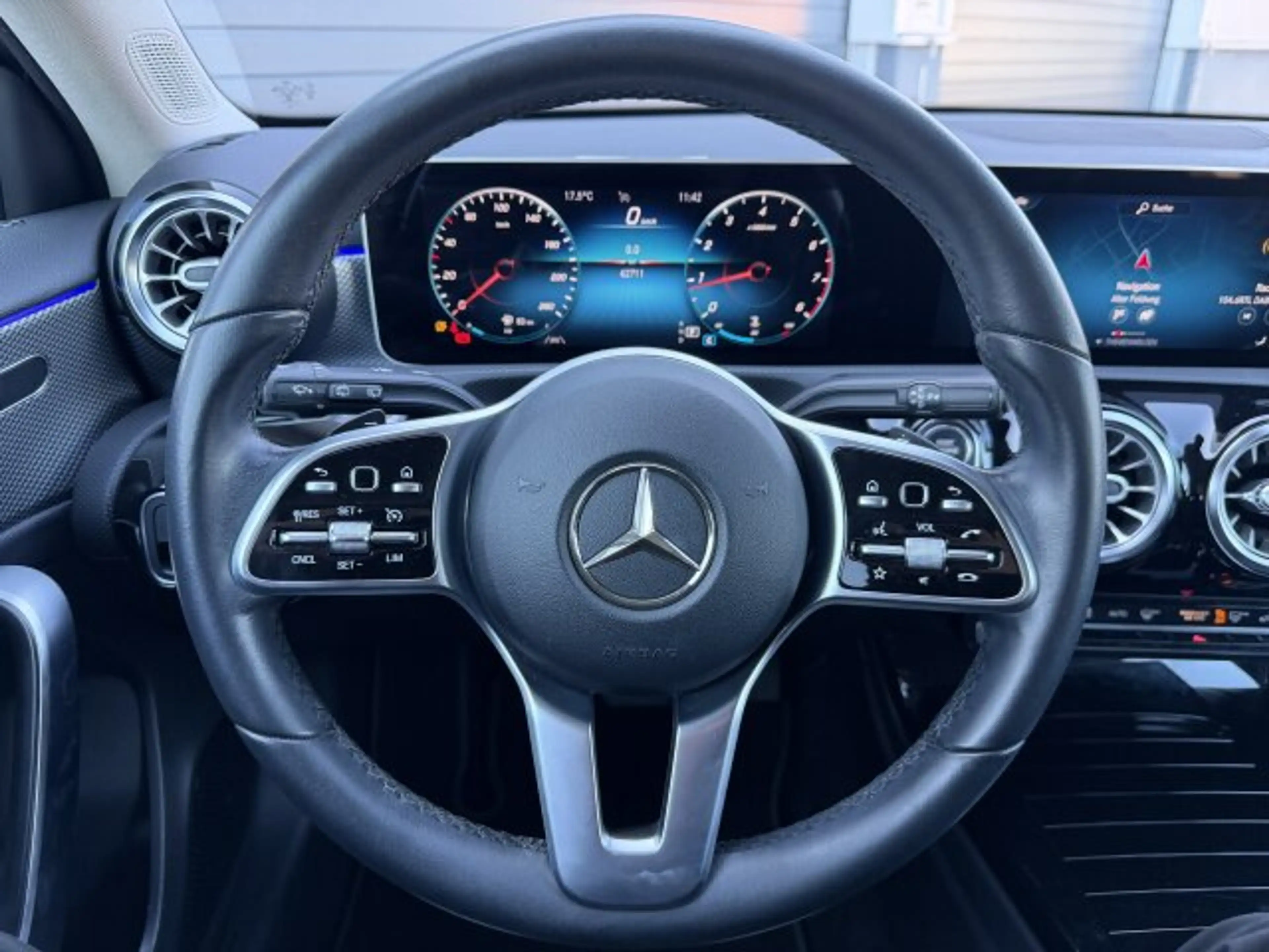 Mercedes-Benz A 180 A 180 Progressive Ed.`19 LED Sound Kam. Ambiente — photo 9