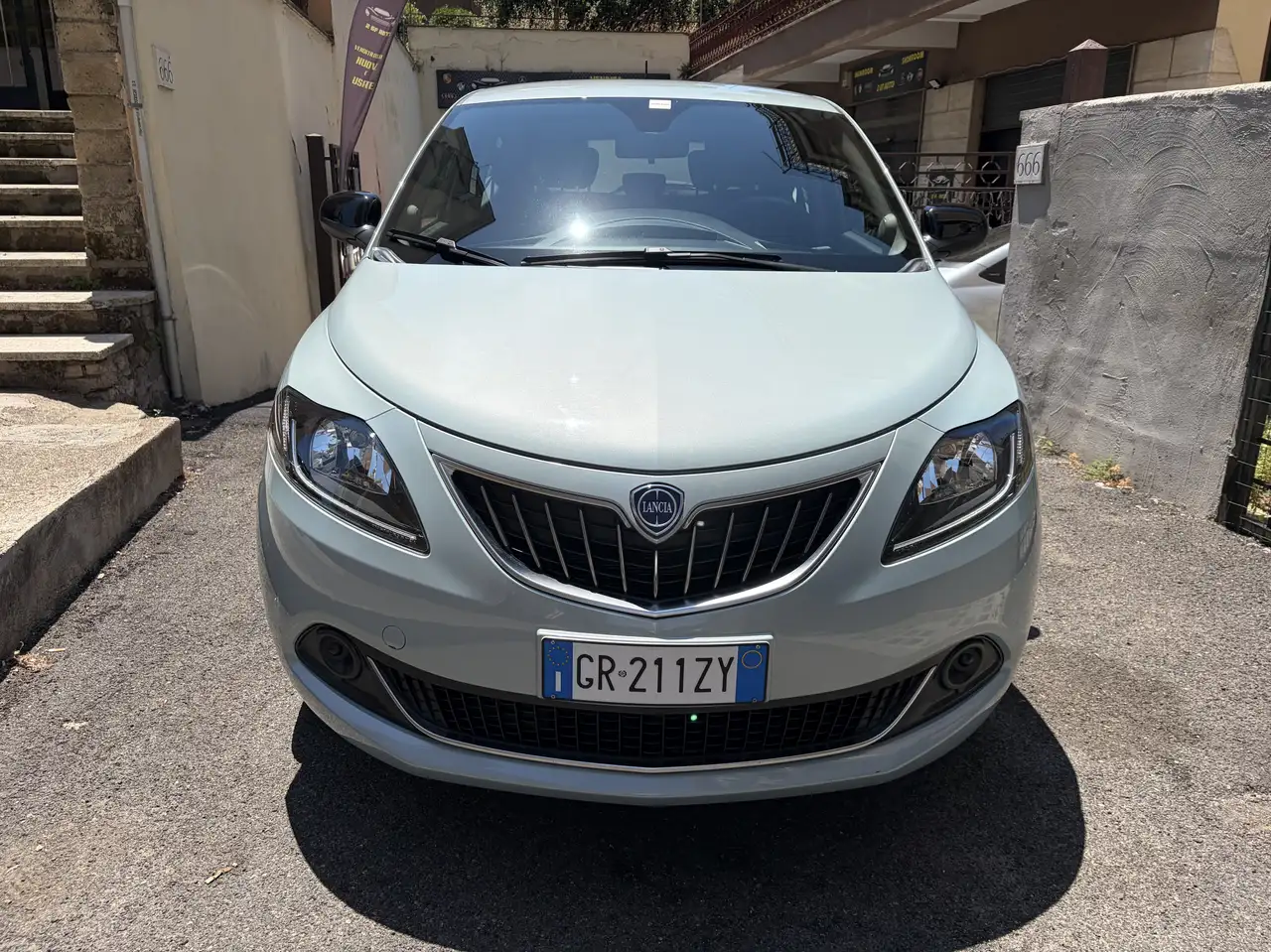 Lancia Ypsilon 2024
