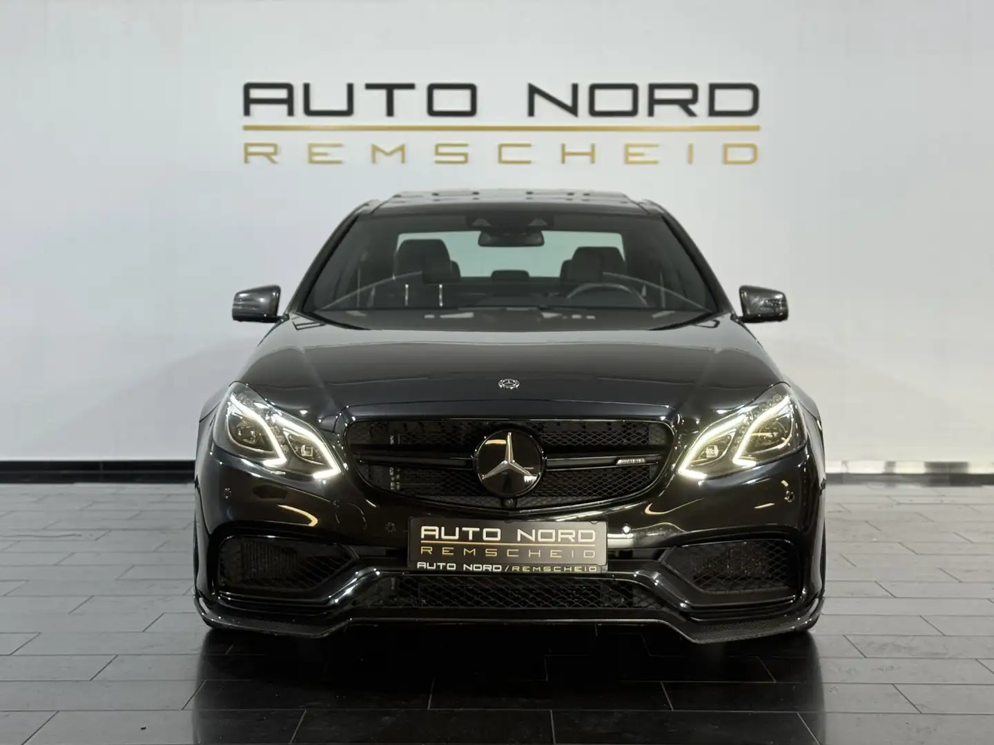 Mercedes-Benz E 63 AMG S 4Matic *Brabus*Pano*Carbon*H&K*KeyGo* Noir - 2