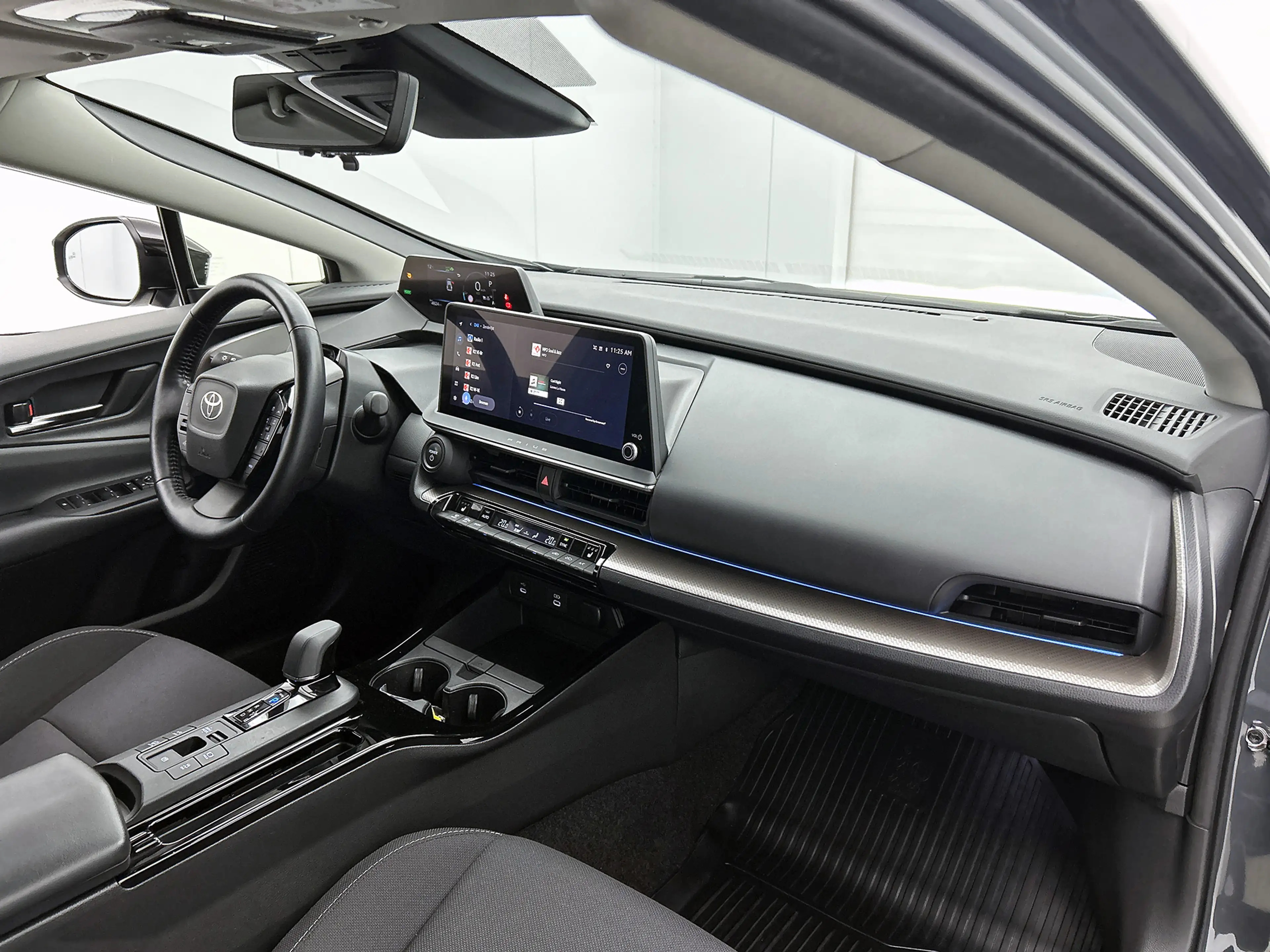 Toyota Prius 2.0 Plug-in Executive | Navigatie | BLS | Stuur-St — photo 6