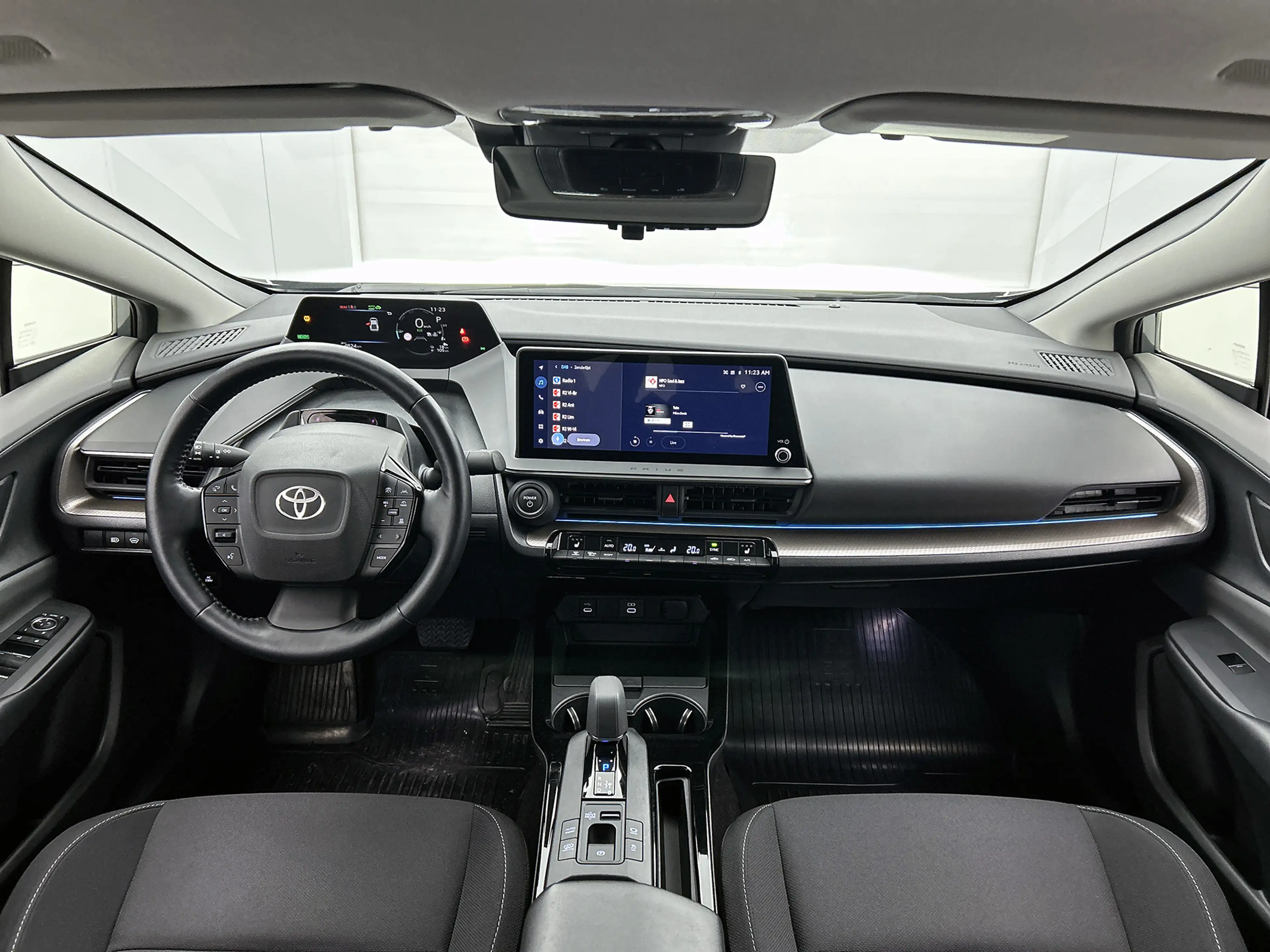 Toyota Prius 2.0 Plug-in Executive | Navigatie | BLS | Stuur-St — photo 4