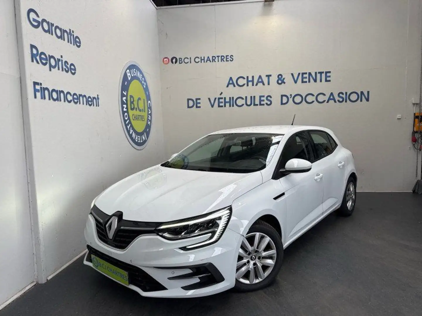 Renault Megane IV STE 1.5 BLUE DCI 115CH AIR NAV Blanc - 1